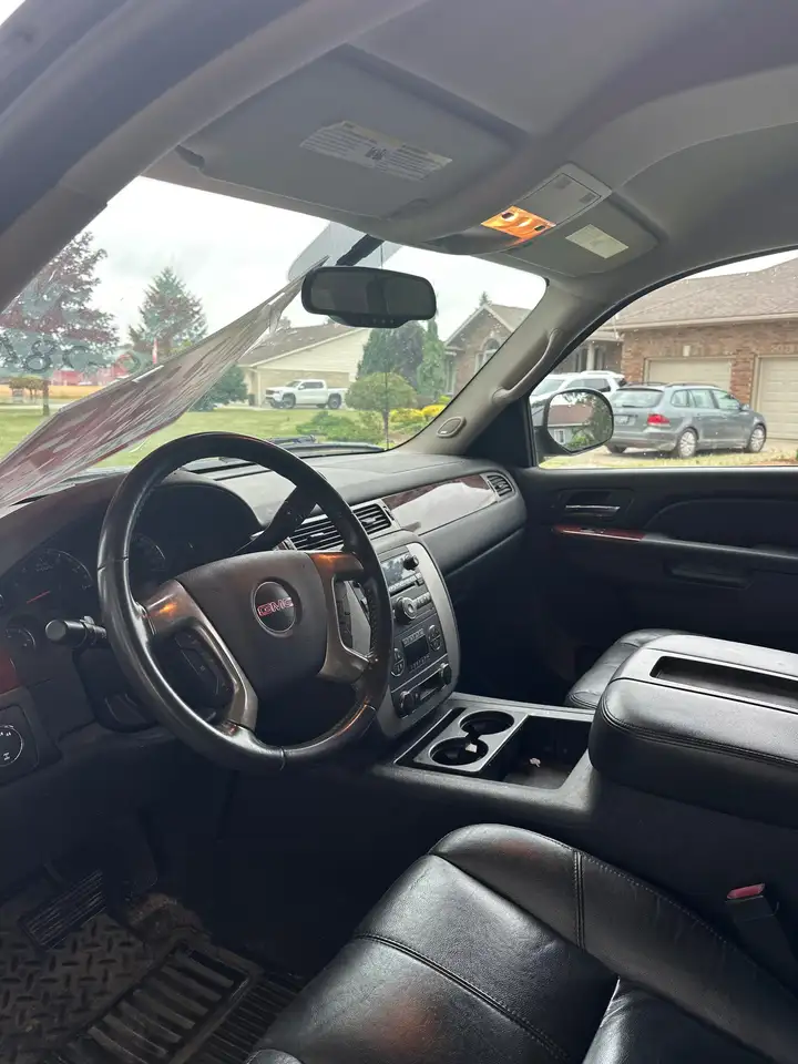 GMC Sierra 1500 снимка GMC Sierra 1500