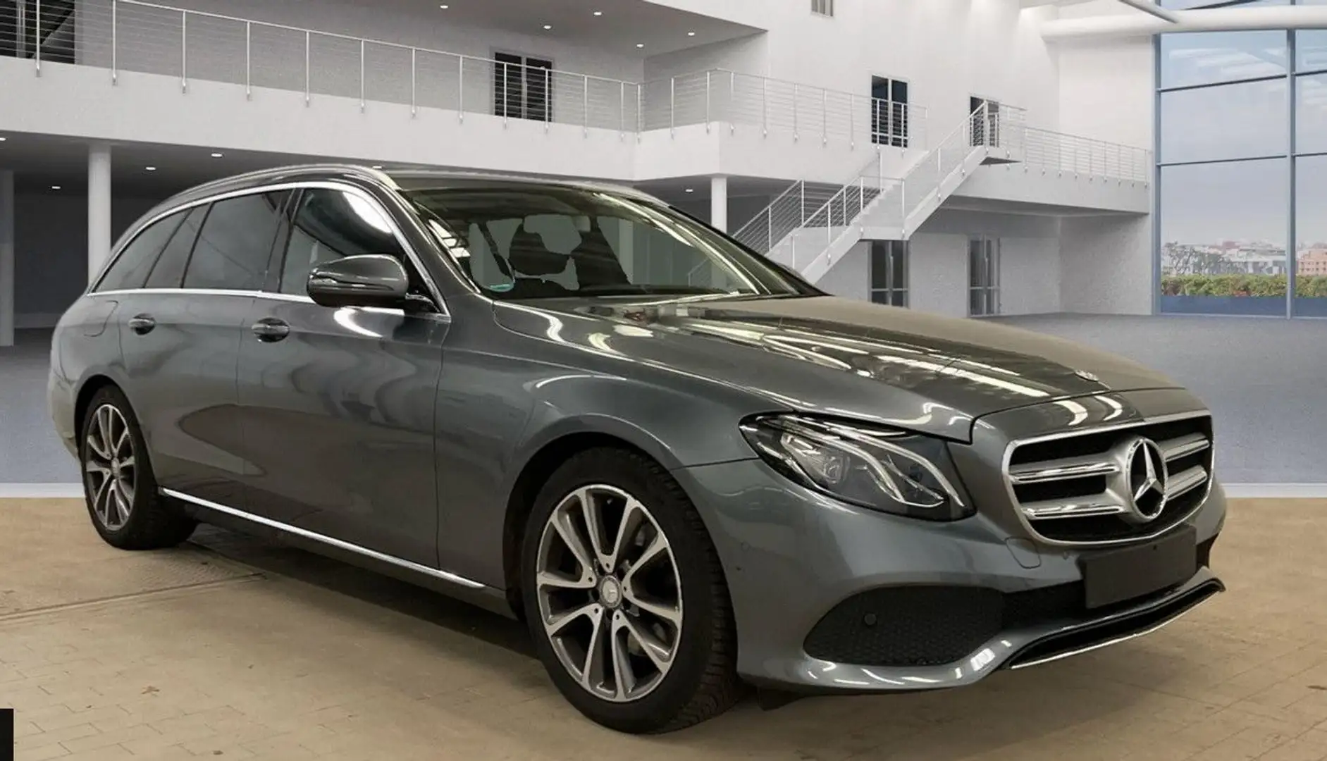 Mercedes-Benz E 200 Td Avantgarde!!! Grau - 1