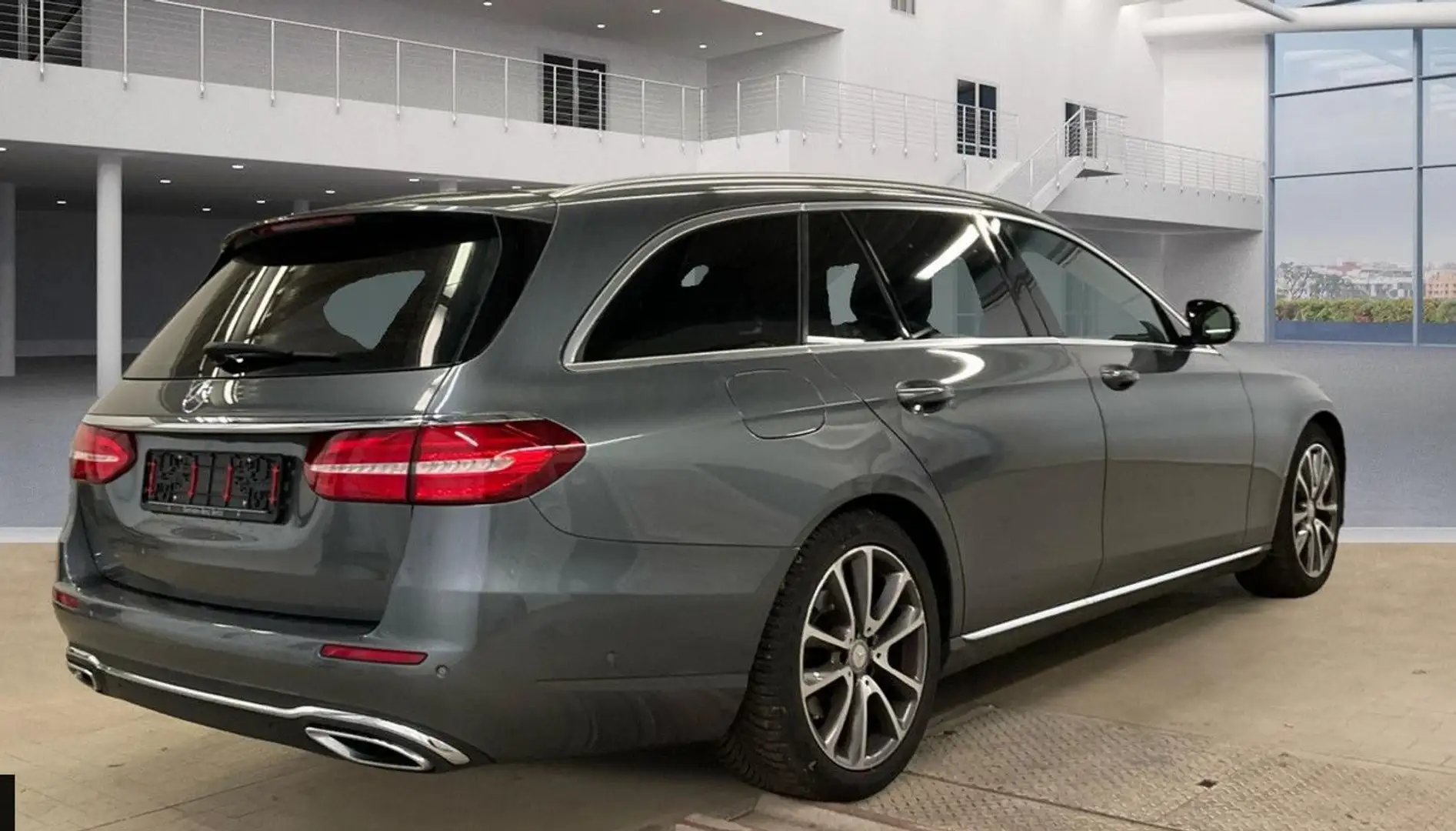 Mercedes-Benz E 200 Td Avantgarde!!! Grau - 2