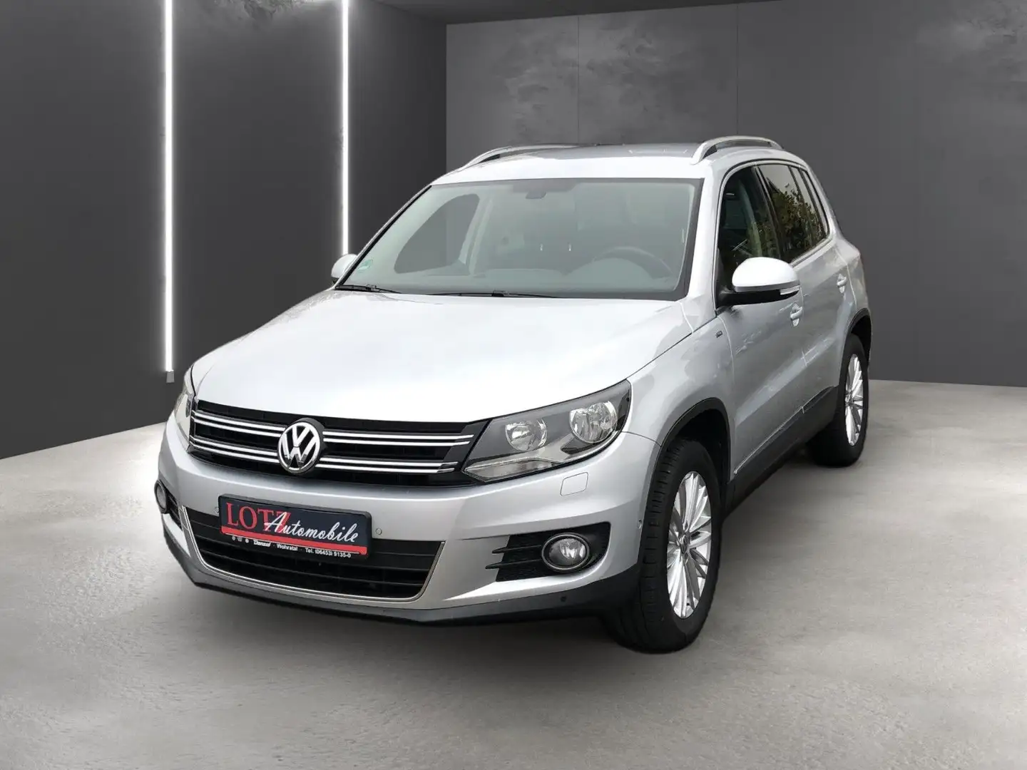 Volkswagen Tiguan Cup Sport & Style 4Motion Grau - 1