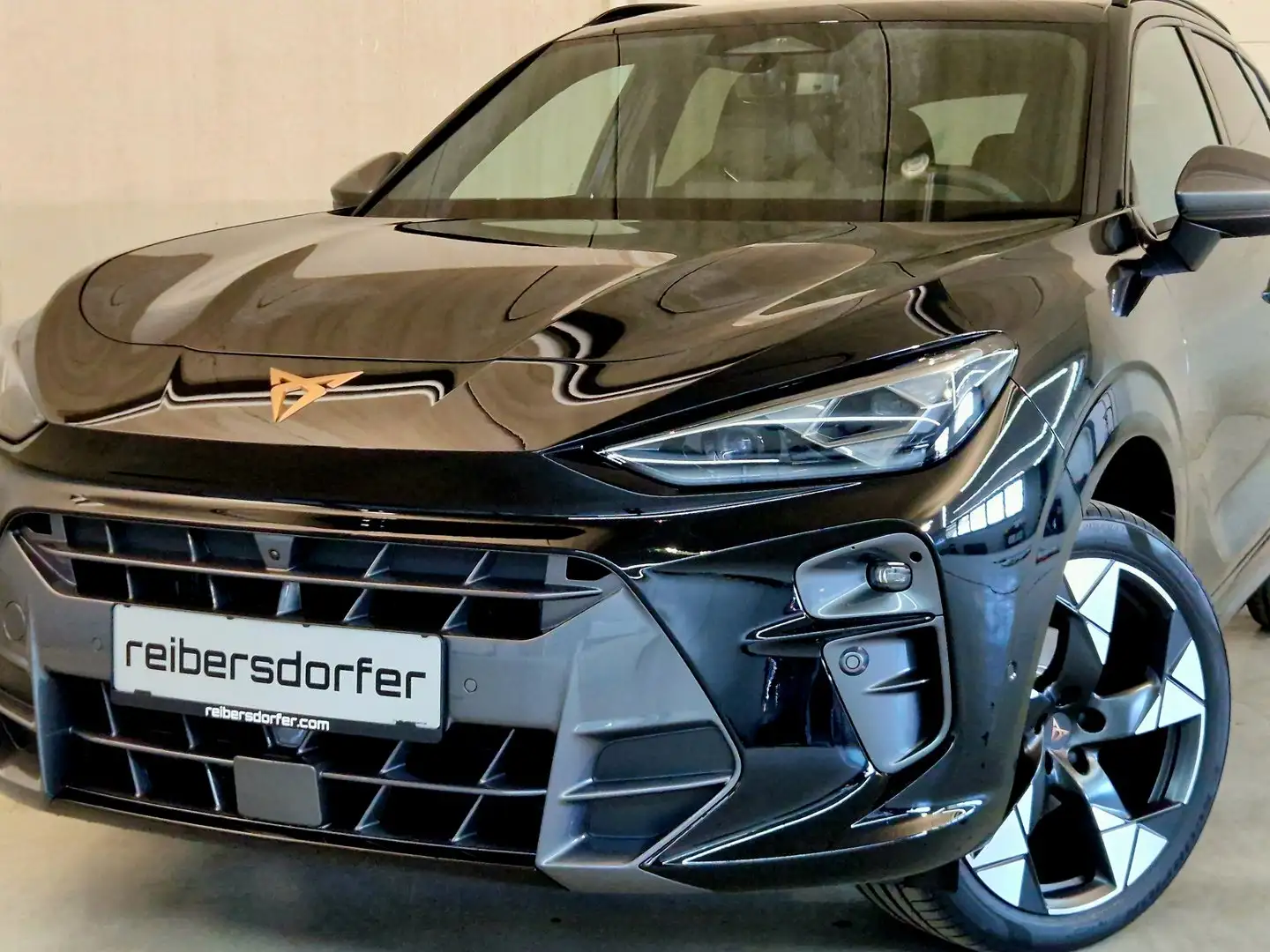 CUPRA Terramar 1.5 e-TSI 150 PS DSG Zwart - 2