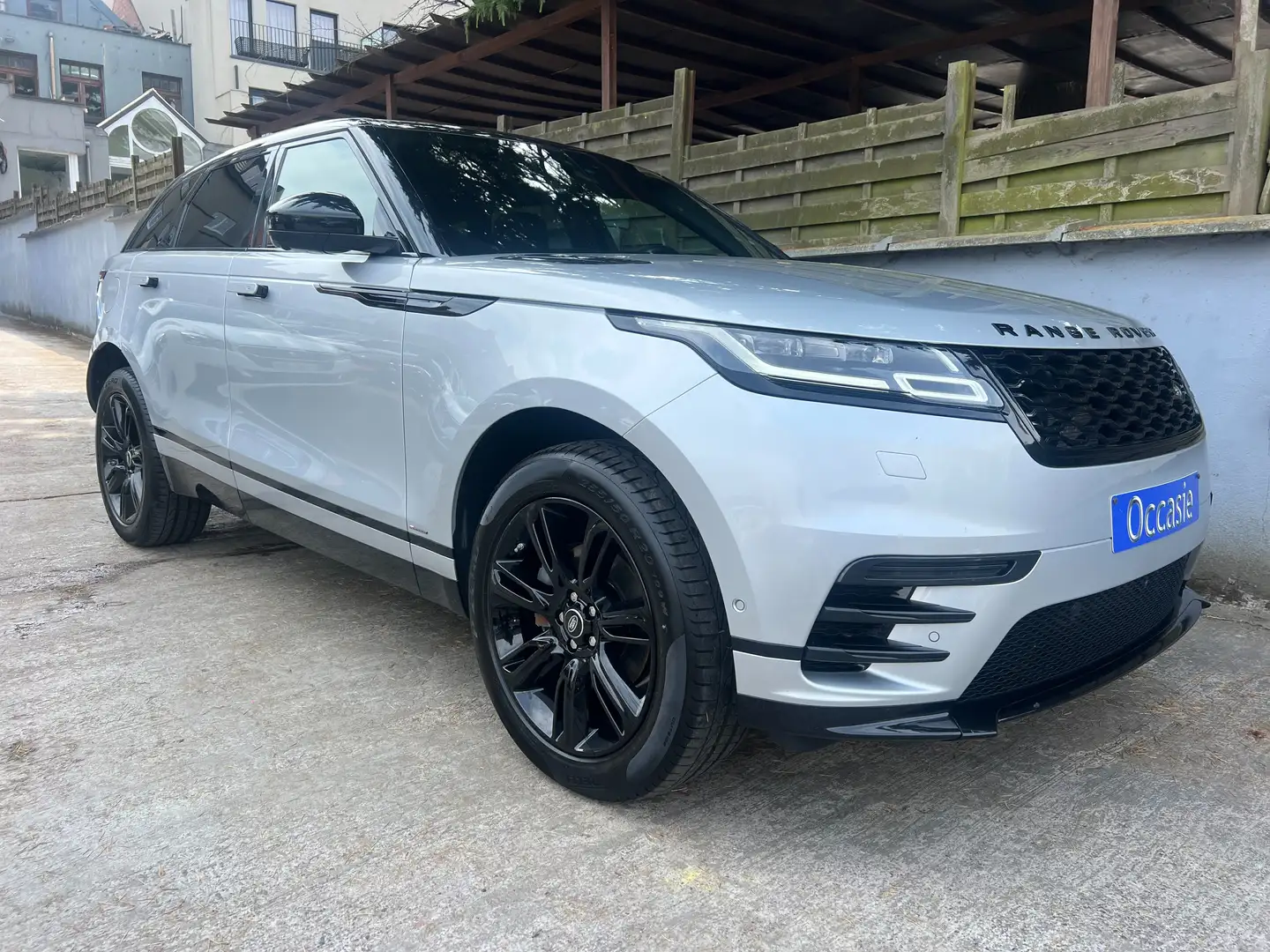 Land Rover Range Rover Velar 2.0 TD4 R-Dynamic HSE 180cv (full option) Gris - 1