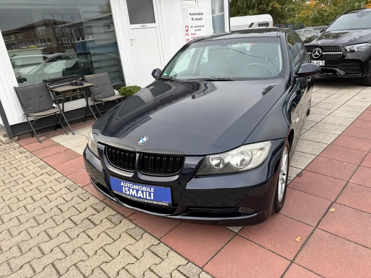 BMW 320 320i Automatik Blau - 2
