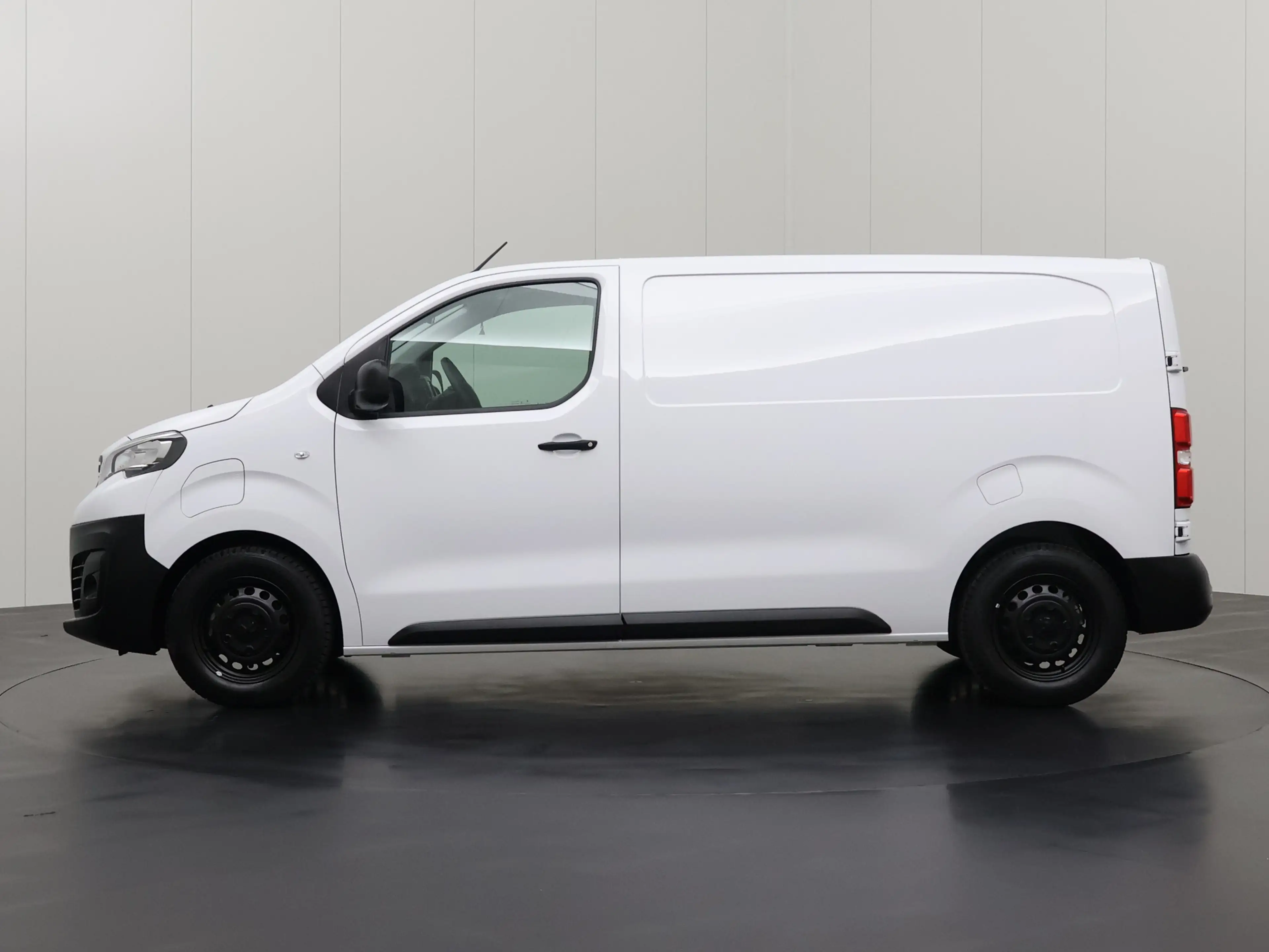Peugeot e-Expert Lang 50KWh | Elektrisch | Multimedia | Airco | Cru — photo 12