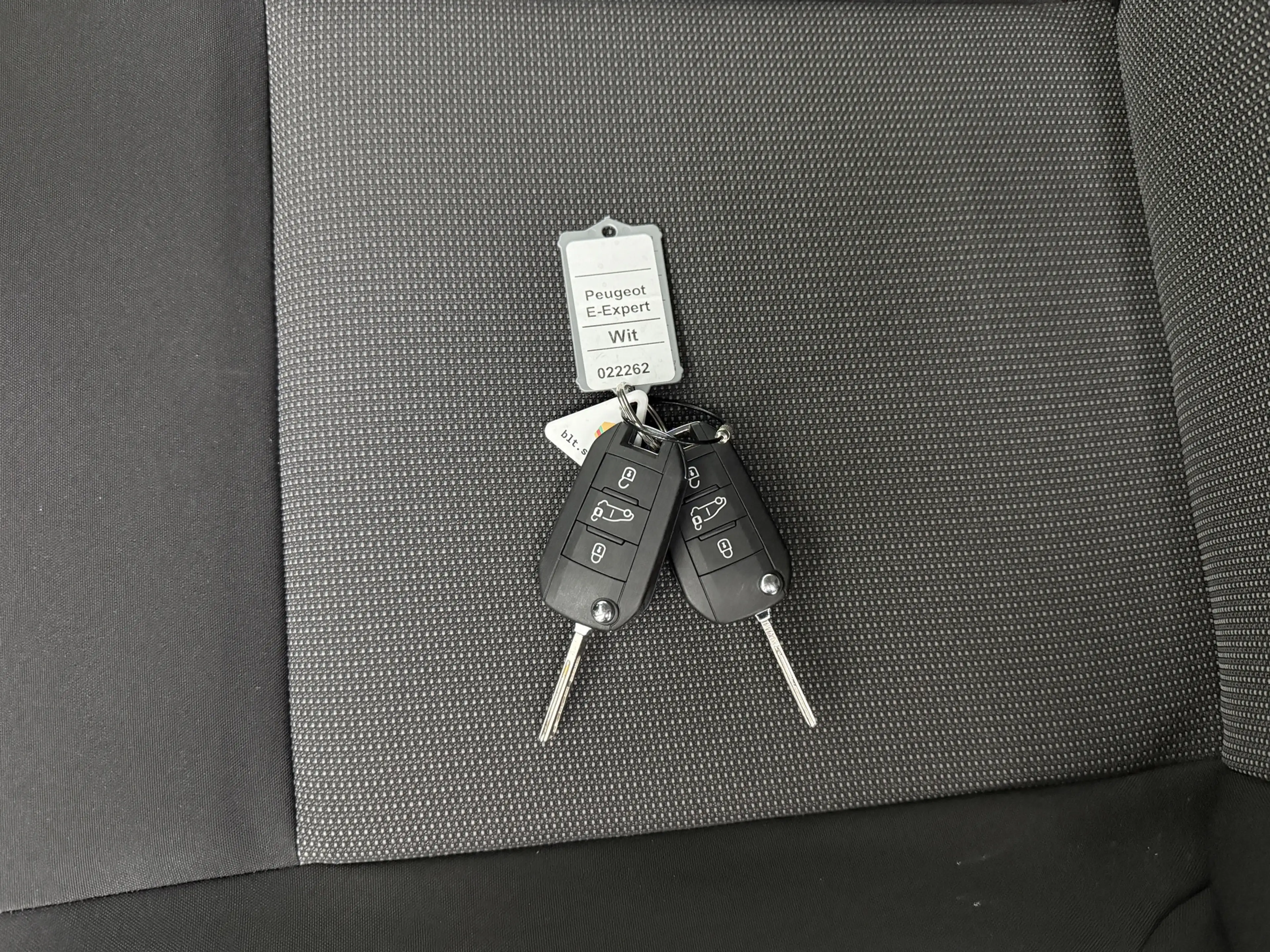 Peugeot e-Expert Lang 50KWh | Elektrisch | Multimedia | Airco | Cru — photo 8