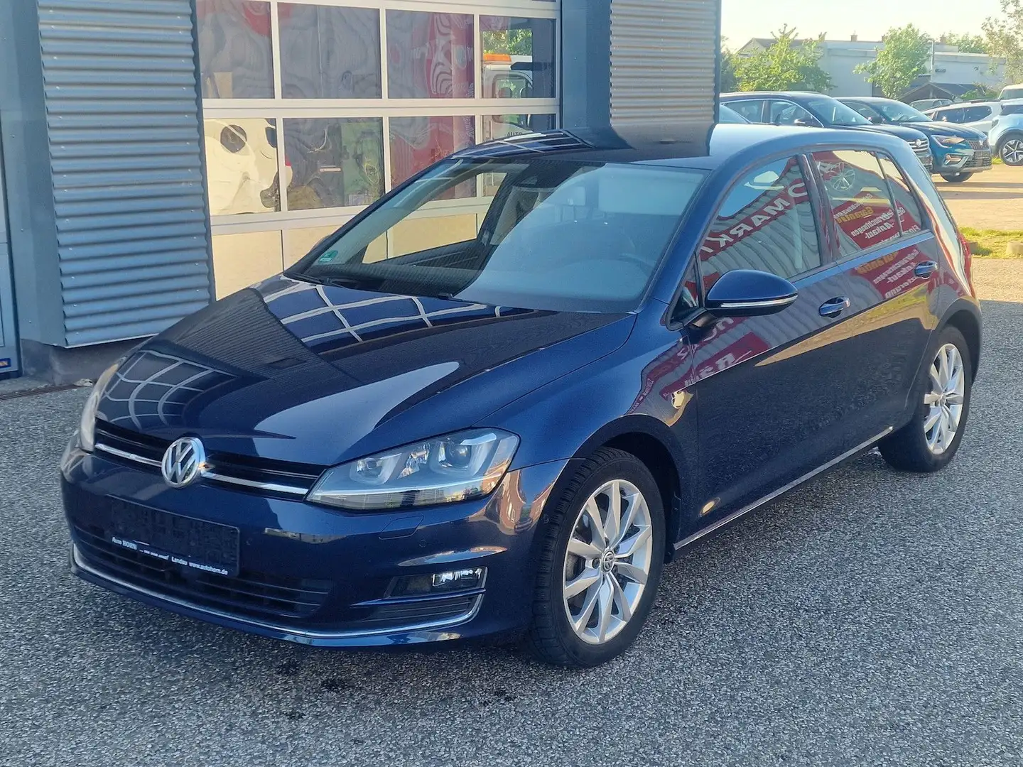 Volkswagen Golf Highline BMT Синій - 1
