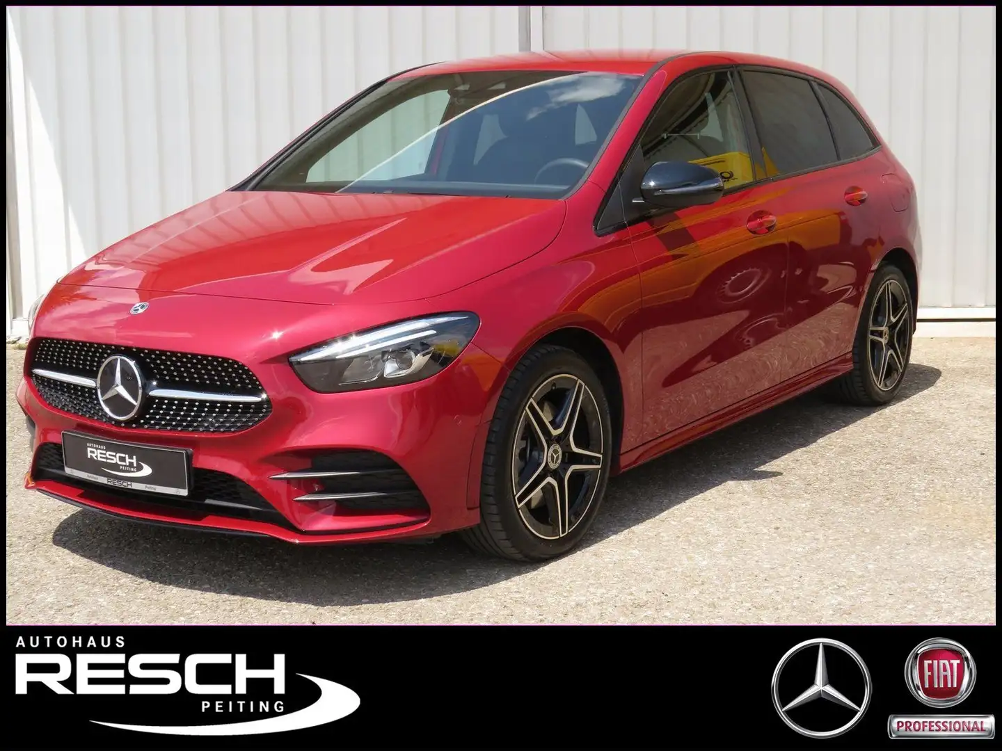 Mercedes-Benz B 250 e AMG MBUX-High LED Kamera Night Sound Červená - 1