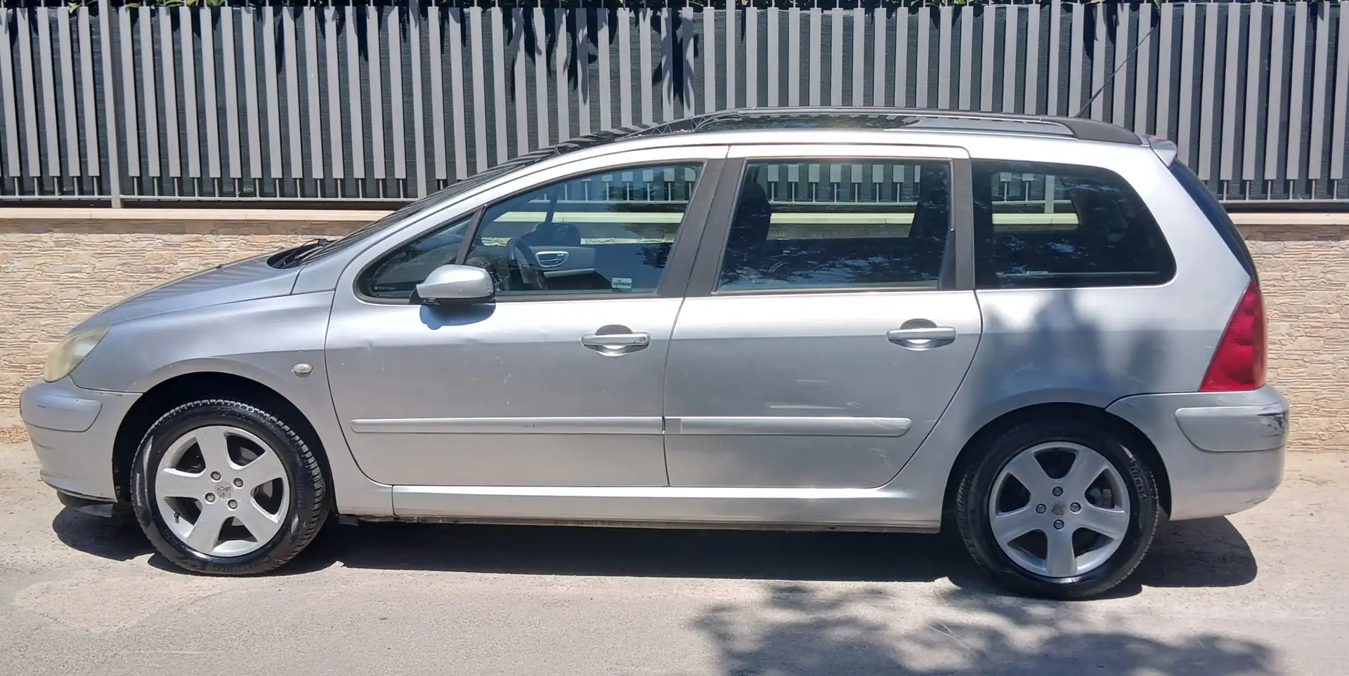 Peugeot 307 3077 POSTI SW SW 2.0 hdi fap Argento - 1