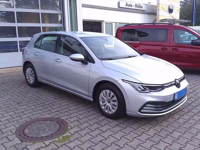 Volkswagen Golf Basis, Einparkhilfe vorn und hinten, LED, Tempomat,