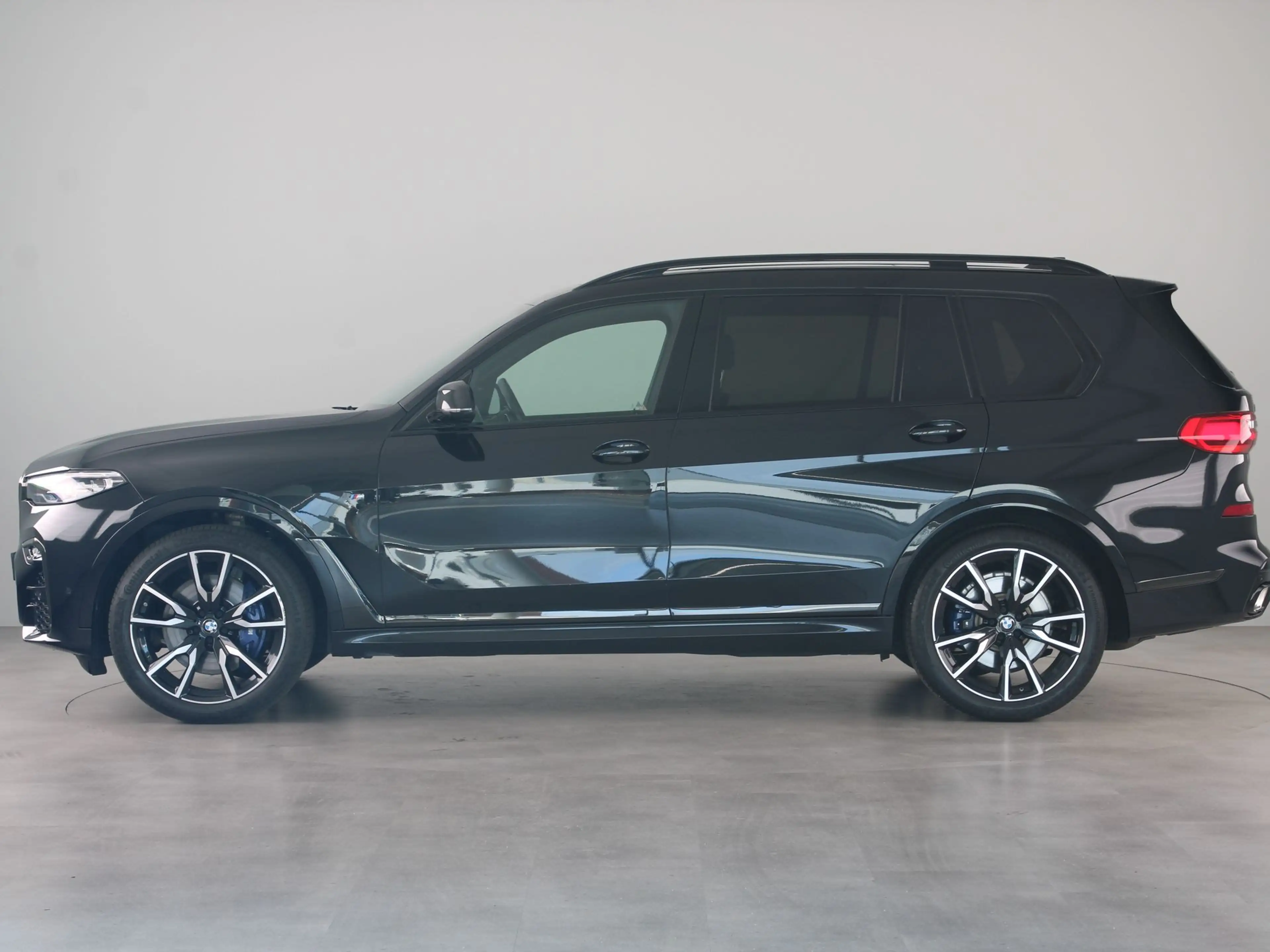 BMW X7 xDrive40i High Executive — photo 8
