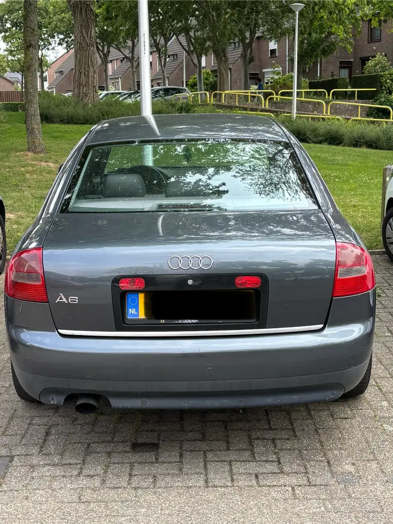 Audi A6 2.0 Exclusive Gris - 2