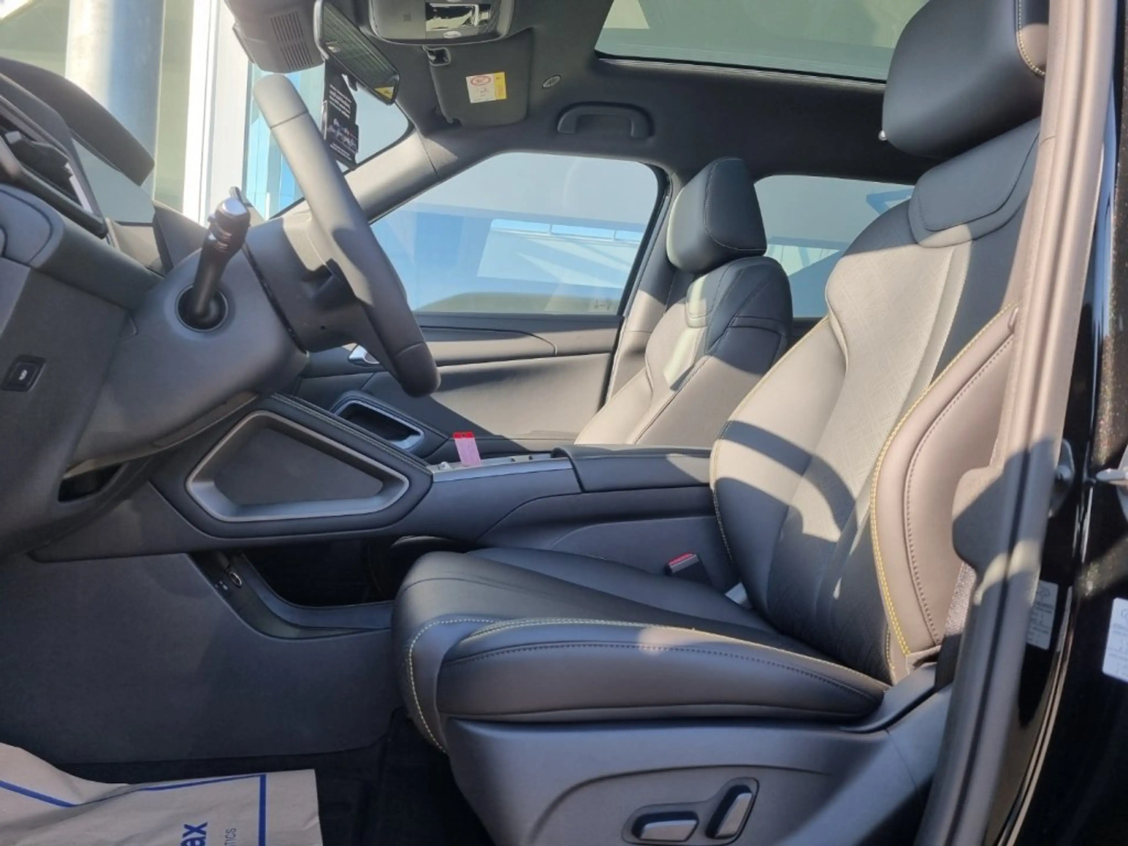 BYD Atto 2 DM-i Boost — photo 12