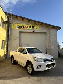 2.4 d-4d extra cab Comfort 4wd