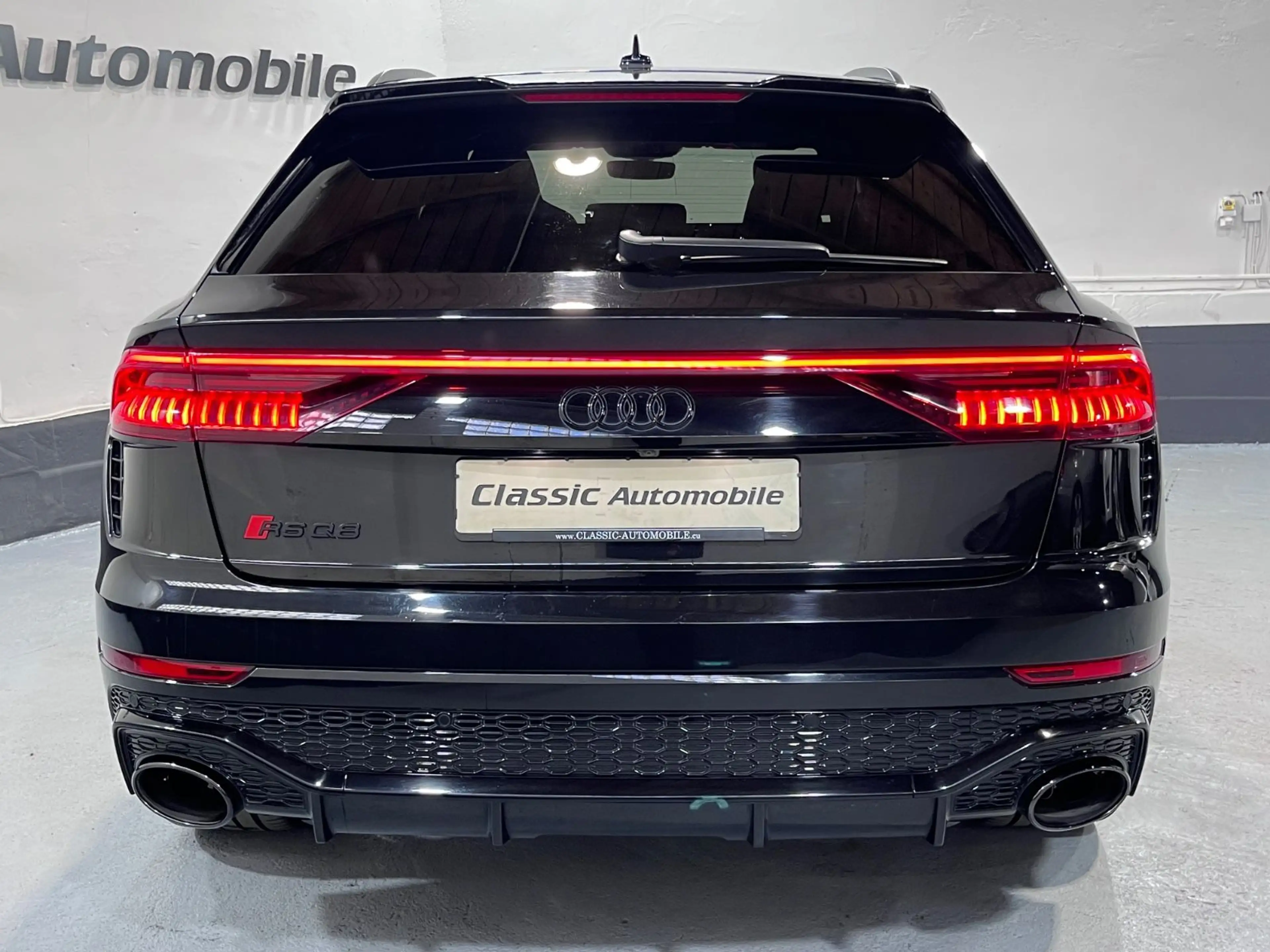 Audi RS Q8 4.0 TFSI quattro — photo 9