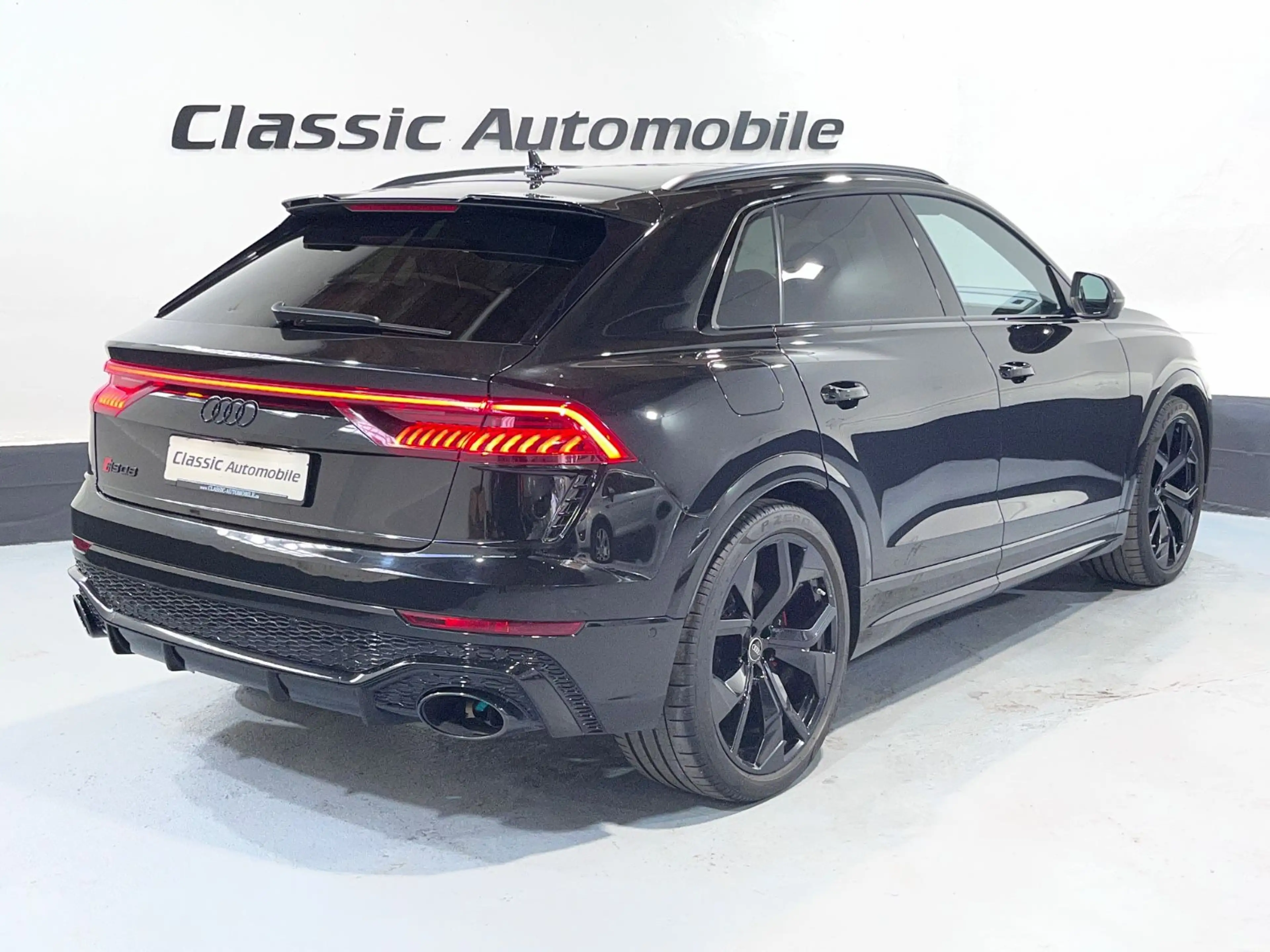 Audi RS Q8 4.0 TFSI quattro — photo 2