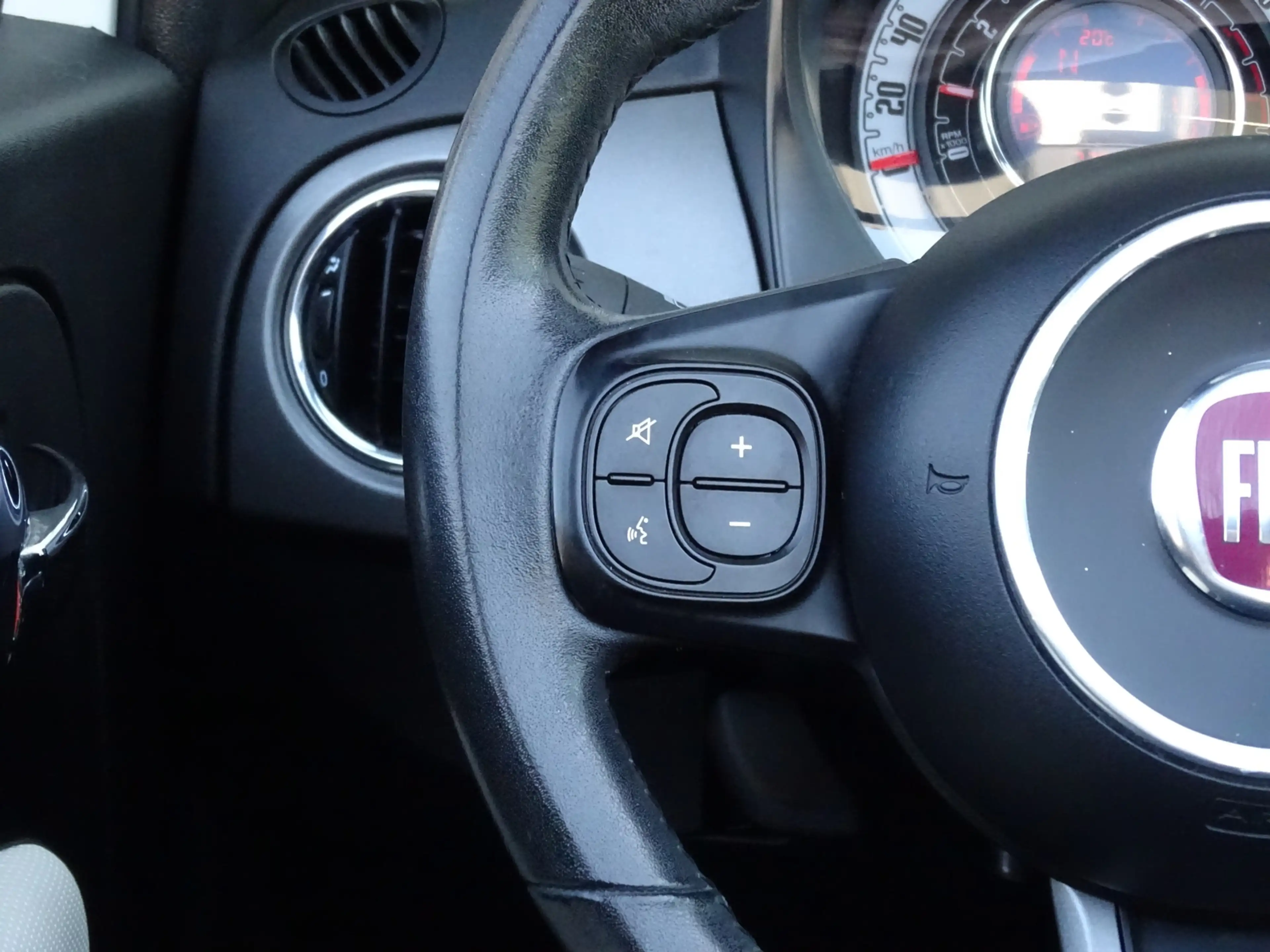 Fiat 500C 0.9 TwinAir S Cabrio Automaat | Bluetooth | Clima — photo 19