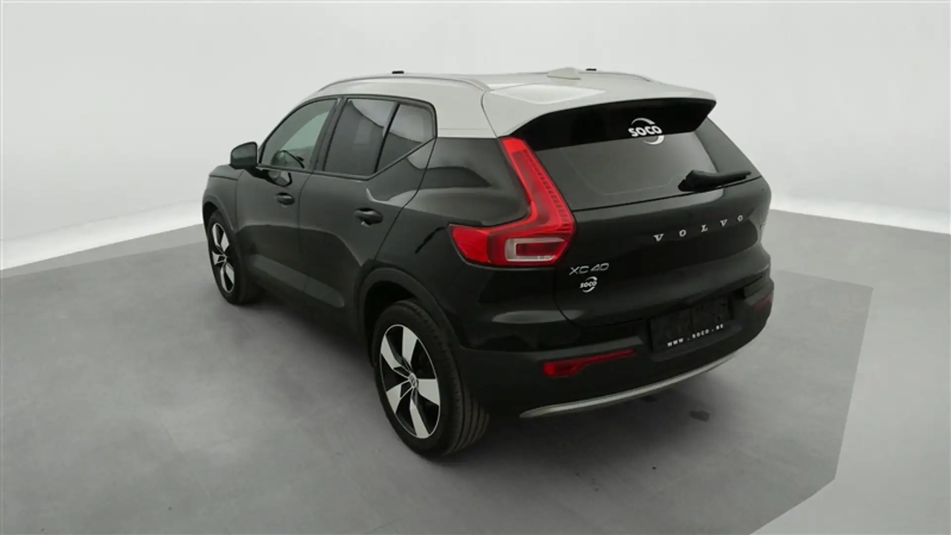 Volvo XC40 1.5 T2 Momentum Pro BI-TON Negro - 2