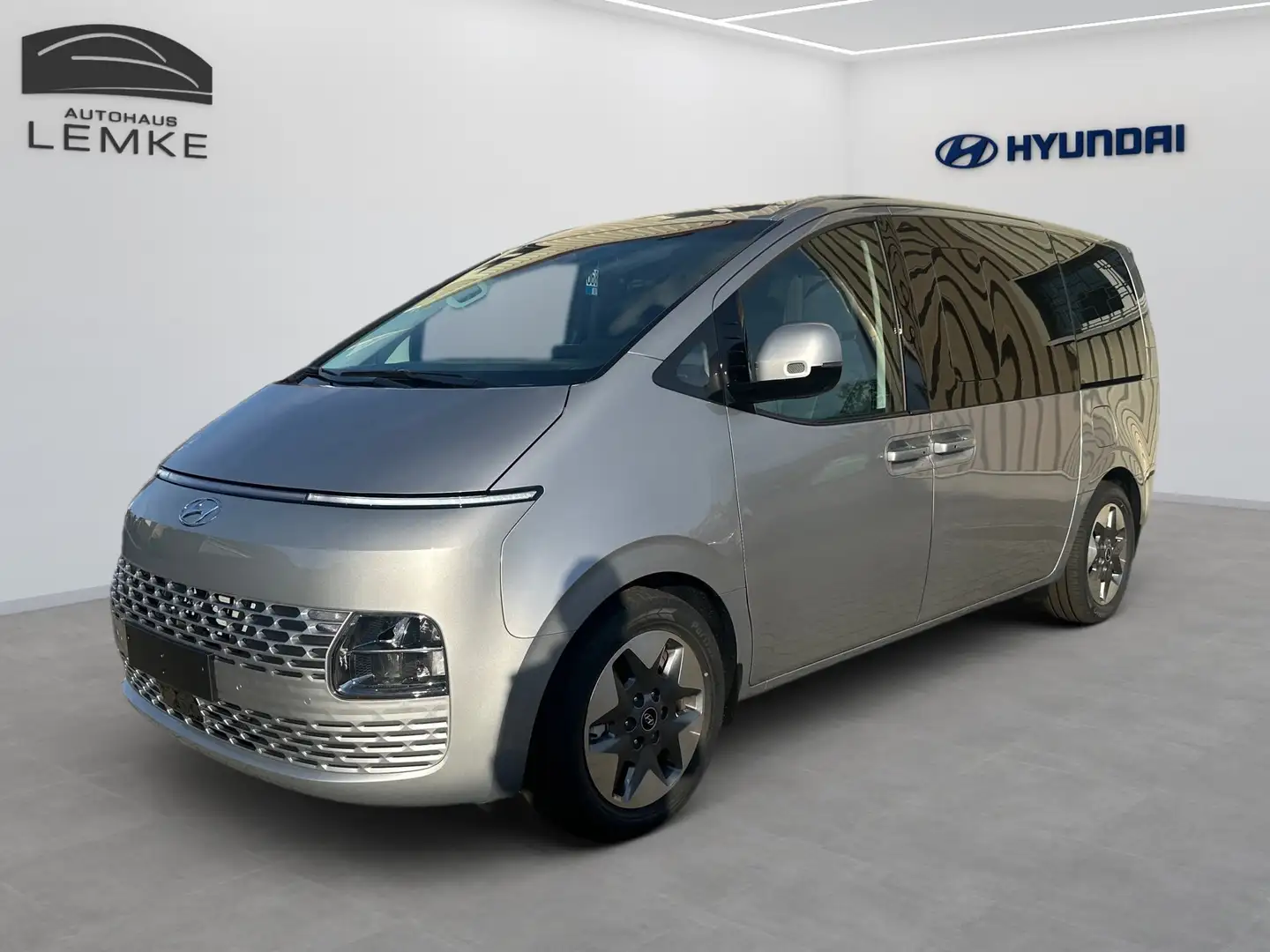 Hyundai STARIA 2.2 CRDi 2WD 9-SITZER PRIME+PANORAMA+PARKPAKET Argintiu - 1