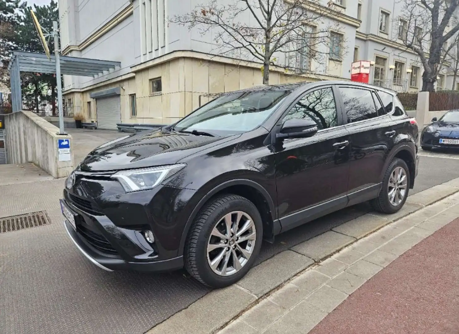 Toyota RAV 4 2.0 D-4D 4x2 - 2