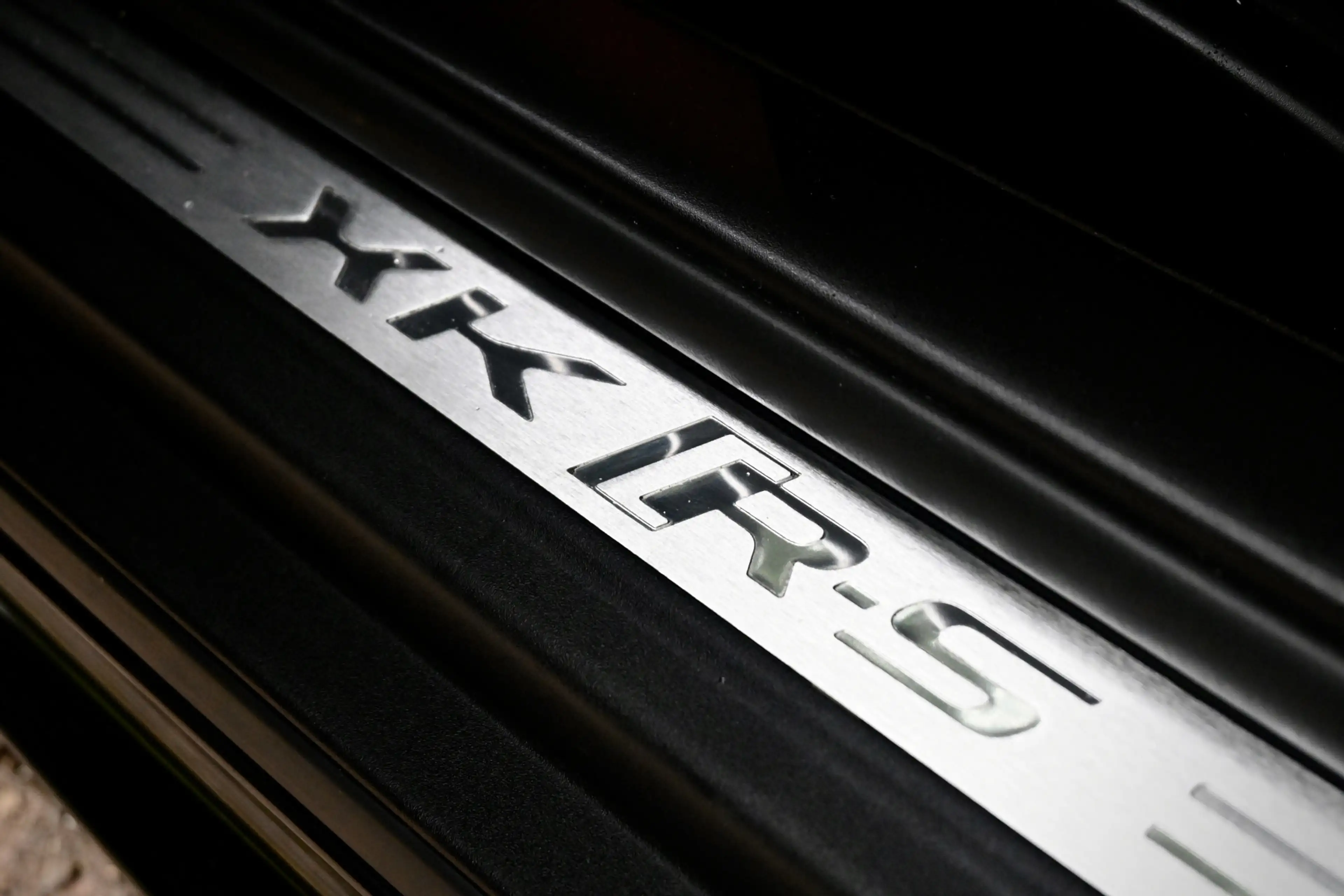 Jaguar XKR 5.0 V8 XKR-S Convertible — photo 25