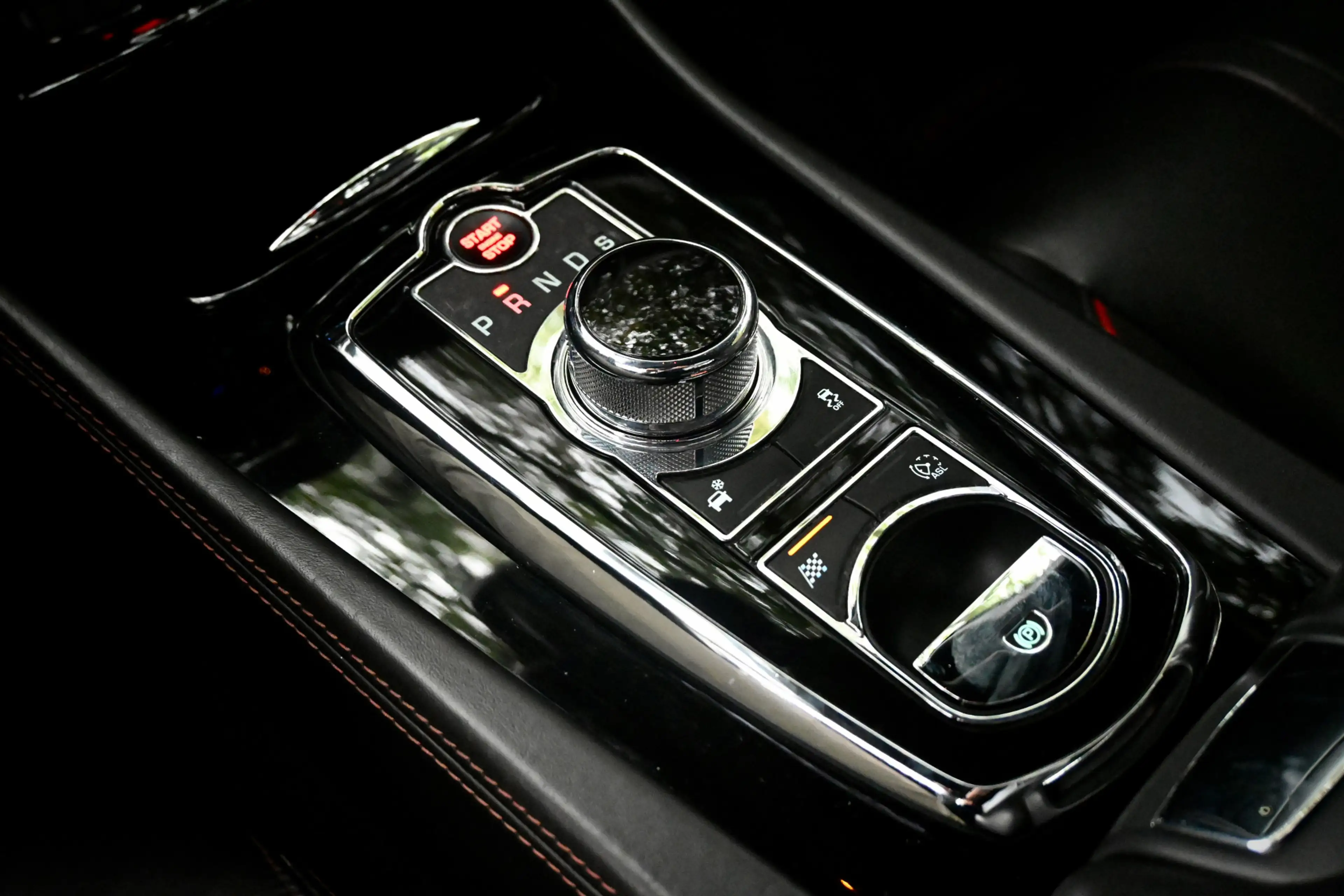 Jaguar XKR 5.0 V8 XKR-S Convertible — photo 34