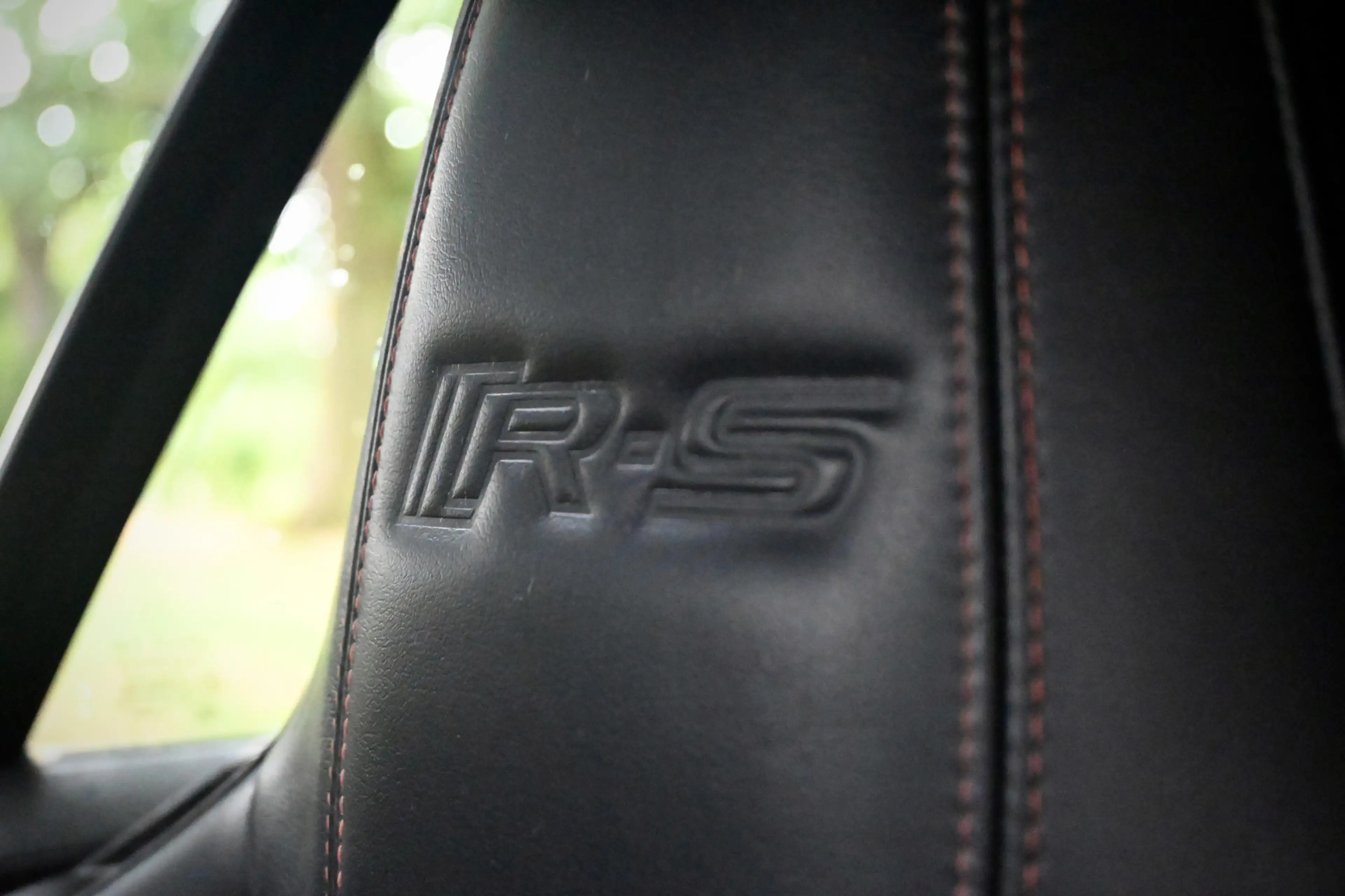 Jaguar XKR 5.0 V8 XKR-S Convertible — photo 38