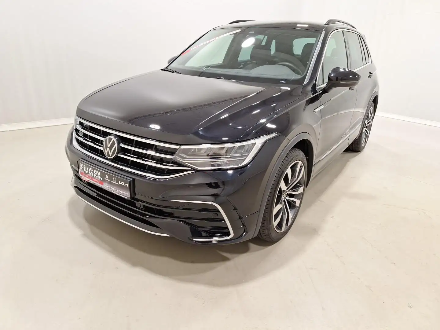 Volkswagen Tiguan 2.0 TDI R-Line Virt.Co.|Navi|LED|AHK|20Z Schwarz - 2