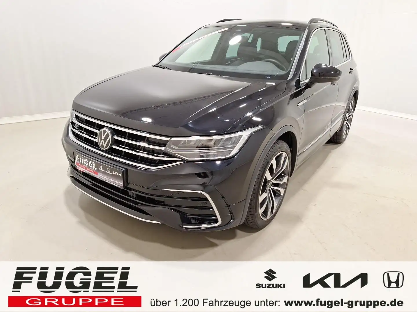 Volkswagen Tiguan 2.0 TDI R-Line Virt.Co.|Navi|LED|AHK|20Z Schwarz - 1