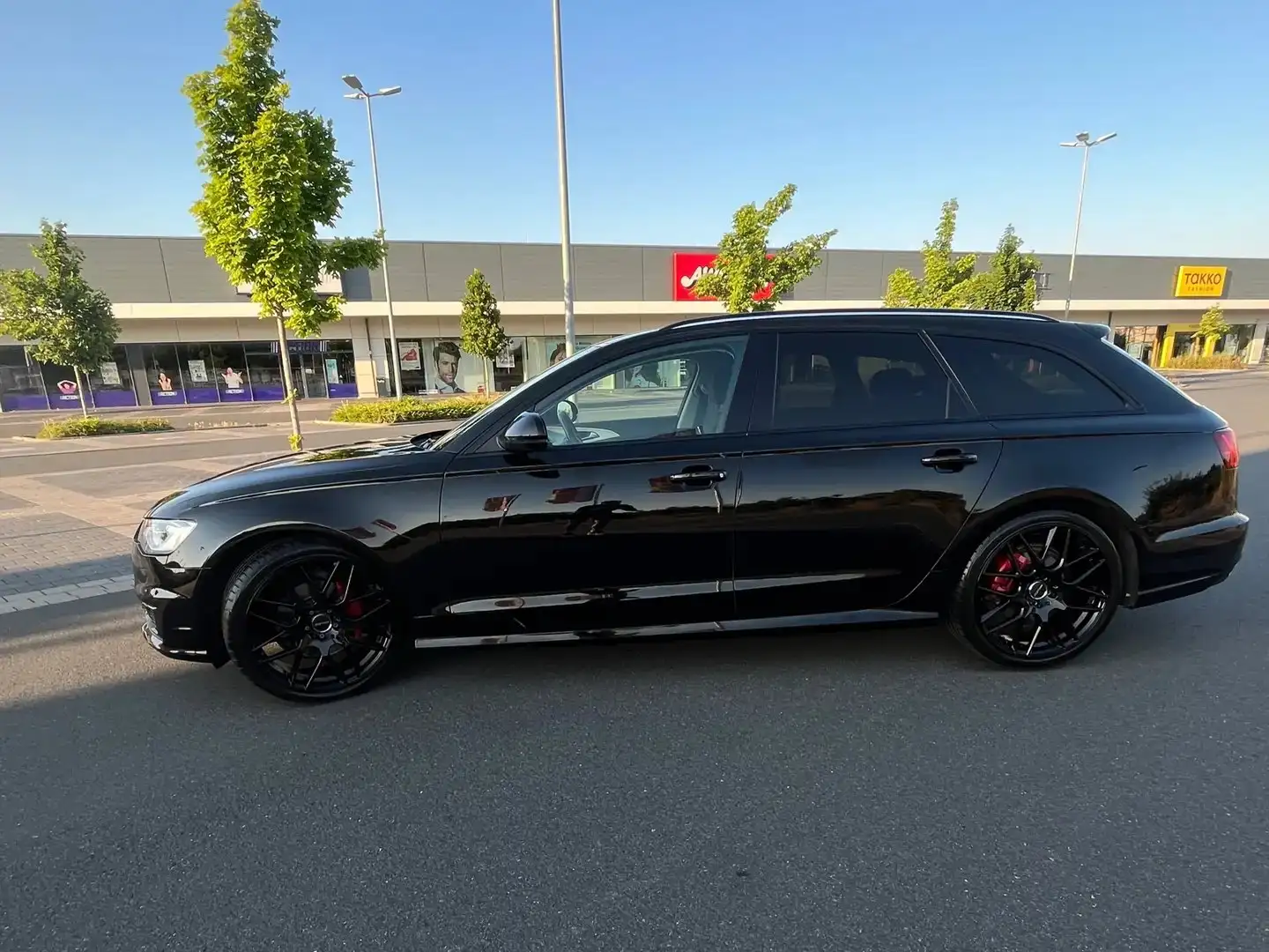 Audi A6 A6 Avant 2,0 TDI ultra ultra Schwarz - 1