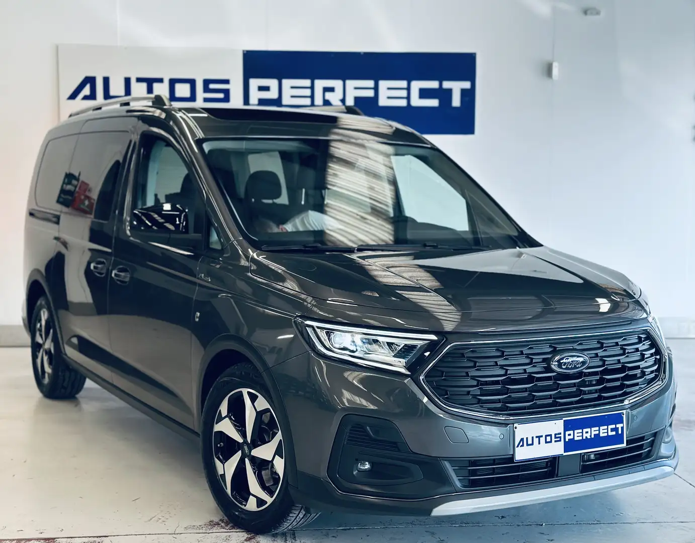 Ford Tourneo Connect 2.0 Active*2.216KM* 7PLACES BOITE AUTO CAMERA NAVI Gris - 2