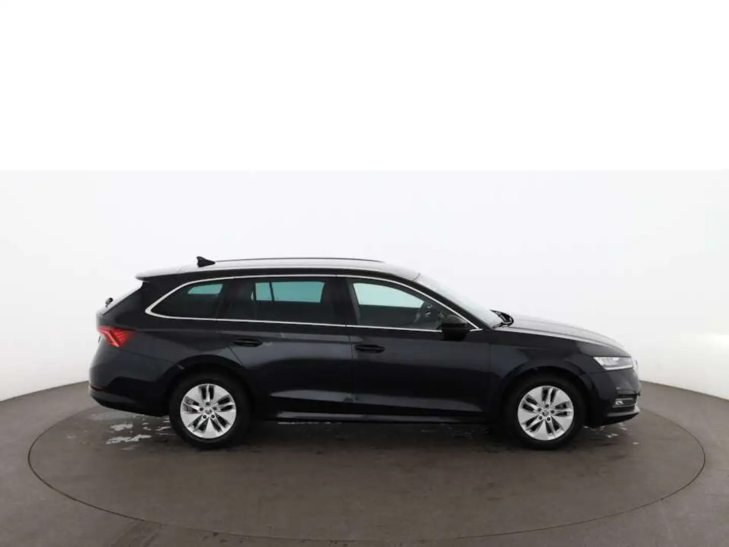 Skoda Octavia Combi 2.0 TDI Ambition LED NAVI SITZHZG Schwarz - 2