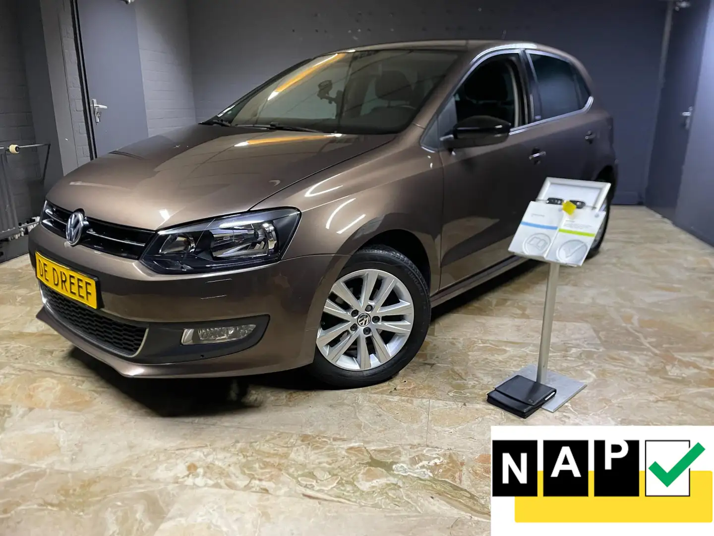 Volkswagen Polo 1.2 TSI STYLE Cruis Clima Lm Velgen Pdc Brun - 1