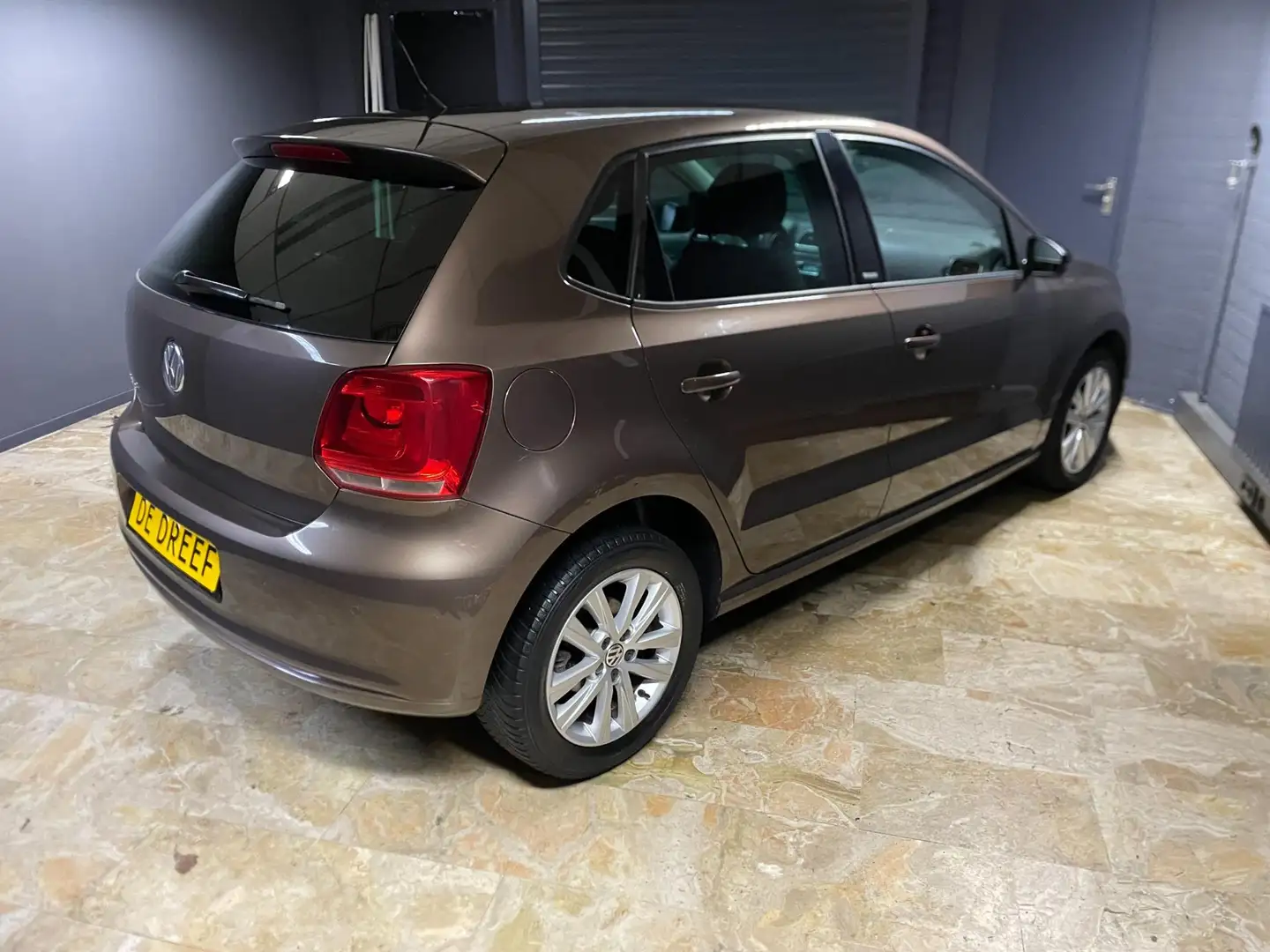 Volkswagen Polo 1.2 TSI STYLE Cruis Clima Lm Velgen Pdc Brun - 2