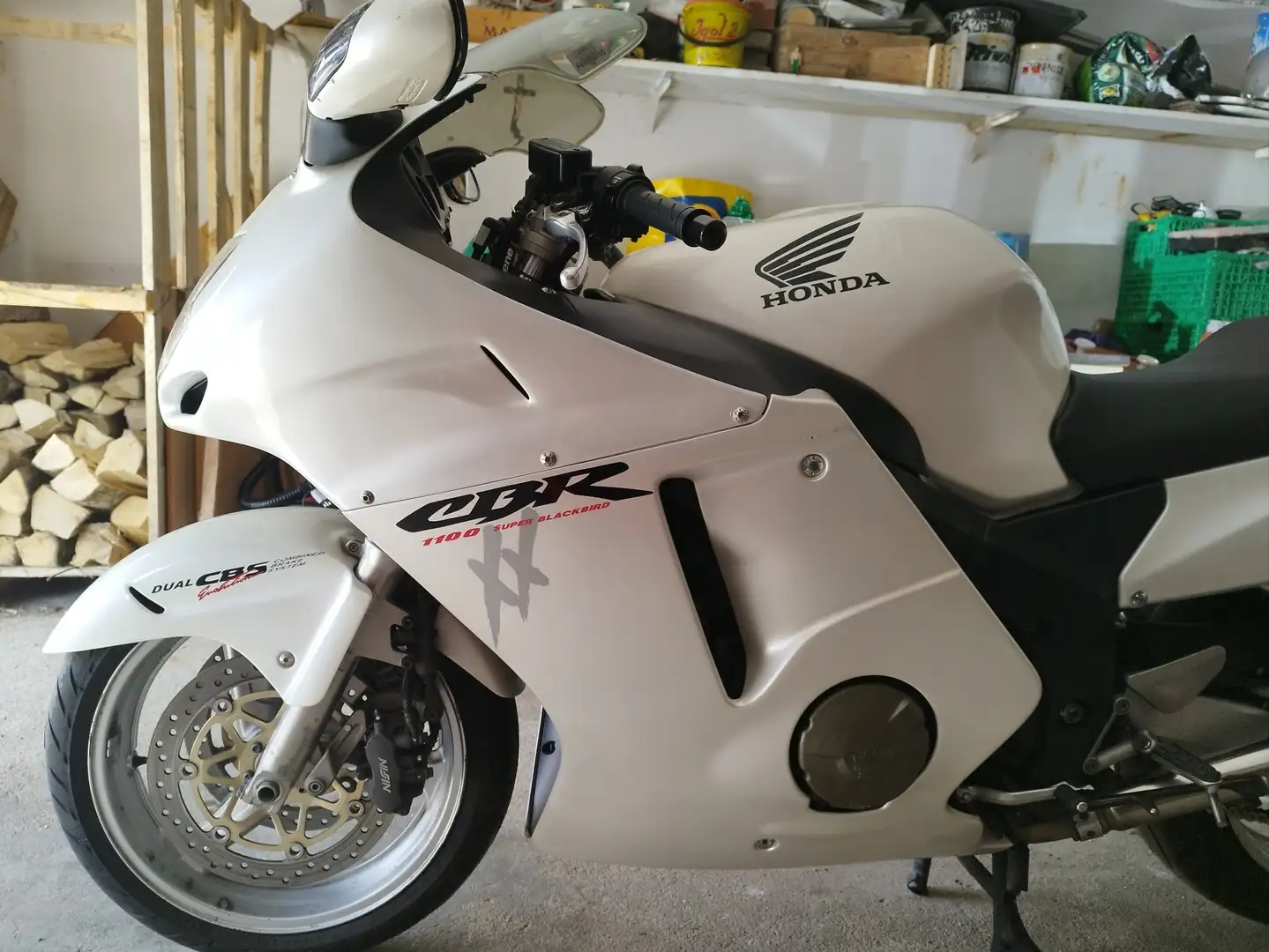 Honda CBR 1100 XX Super Blackbird  1999 iniezione Bianco - 2
