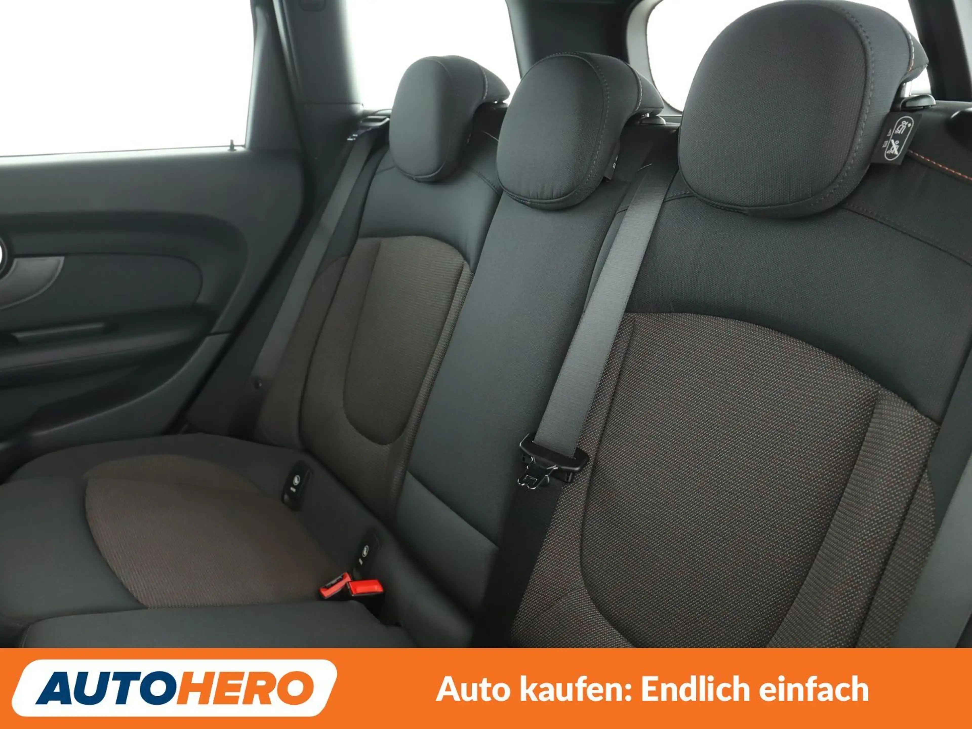 MINI Cooper D Clubman Cooper D *NAVI*HUD*LED*TEMPO*PDC* — photo 14