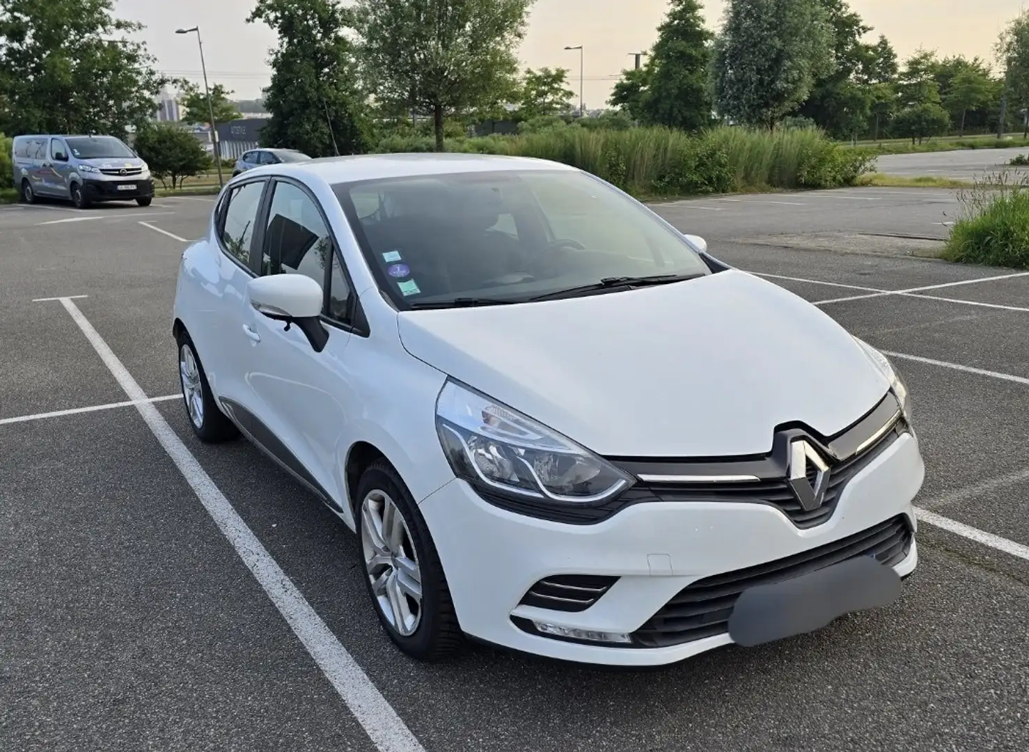 Renault Clio 1.2 16V 75 Zen - 2