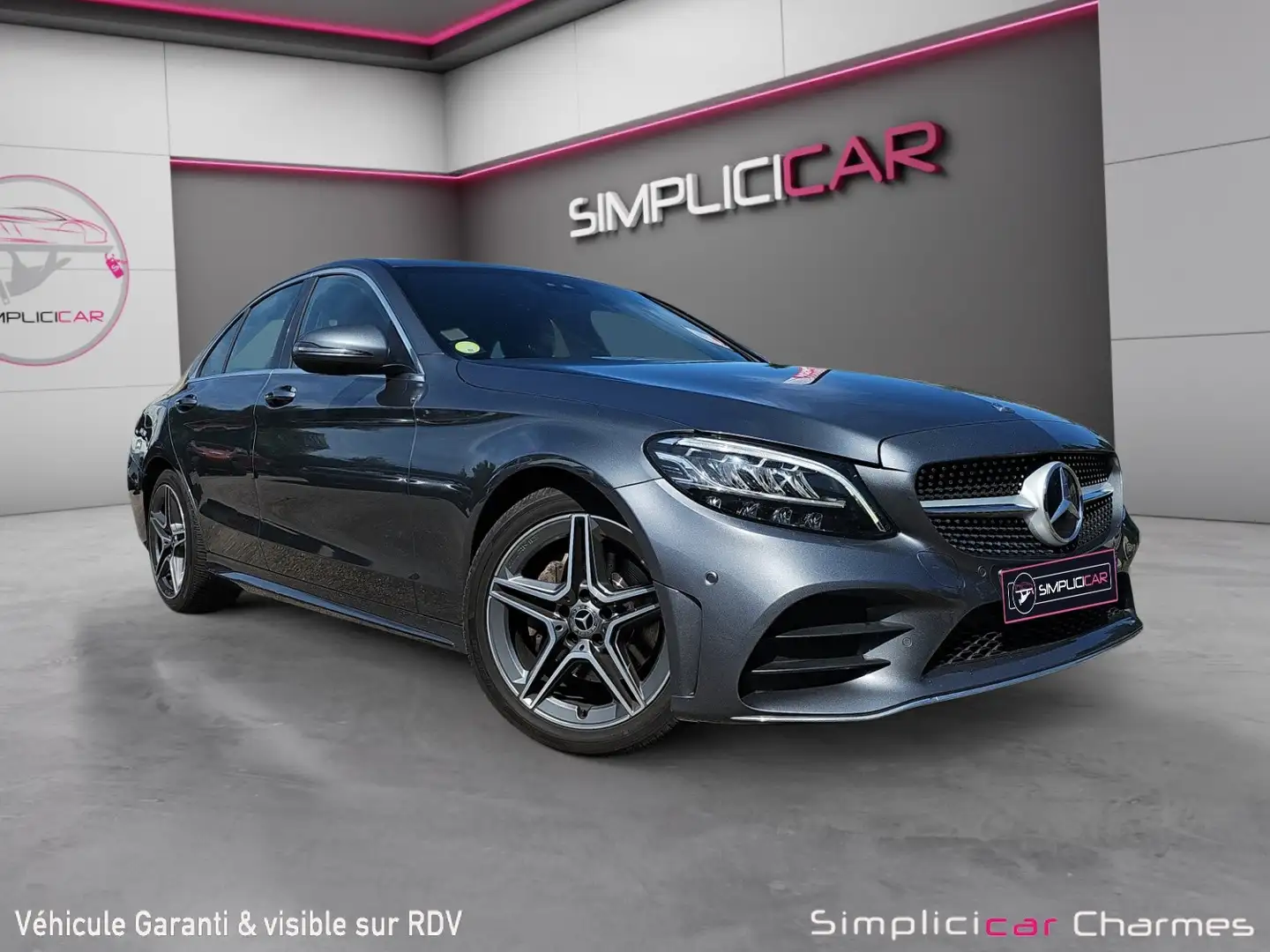 Mercedes-Benz AMG Line Gri - 1