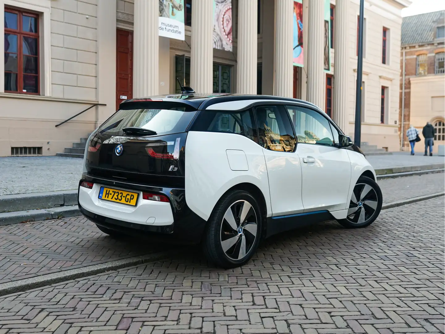 BMW i3 120Ah 42kWh Executive Edition l Warmtepomp l Camer Weiß - 2