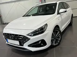 Hyundai i30 cw 1.6 Hybrid **Navi*Kamera*LED*Spur**