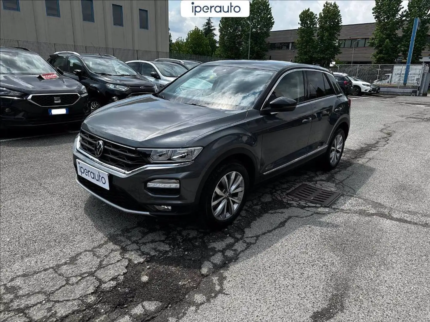 Volkswagen T-Roc 1.0 tsi style 110cv Grey - 1