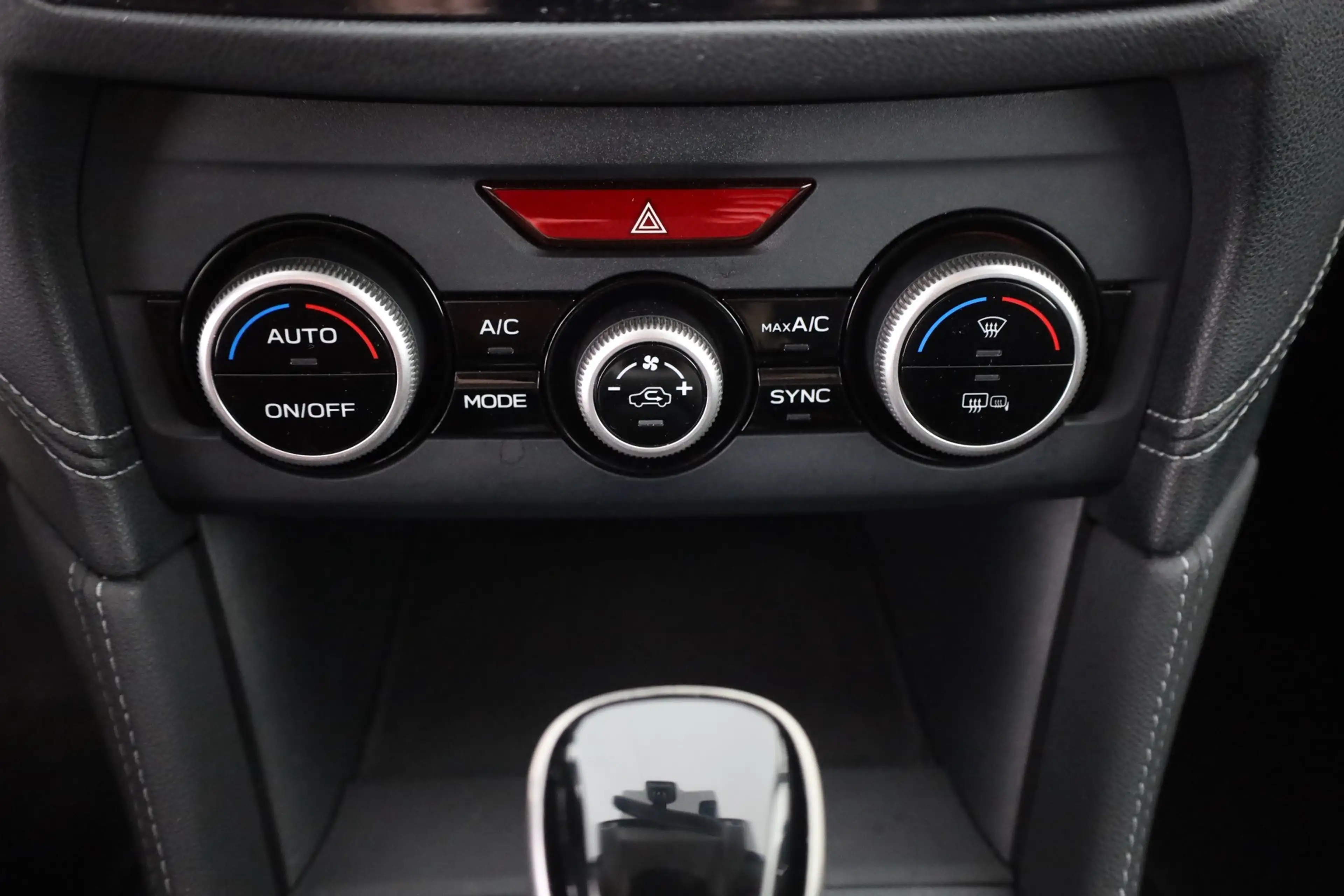 Subaru Impreza 1.6 4x4 Comfort LED ACC Kamera Tempo — photo 13