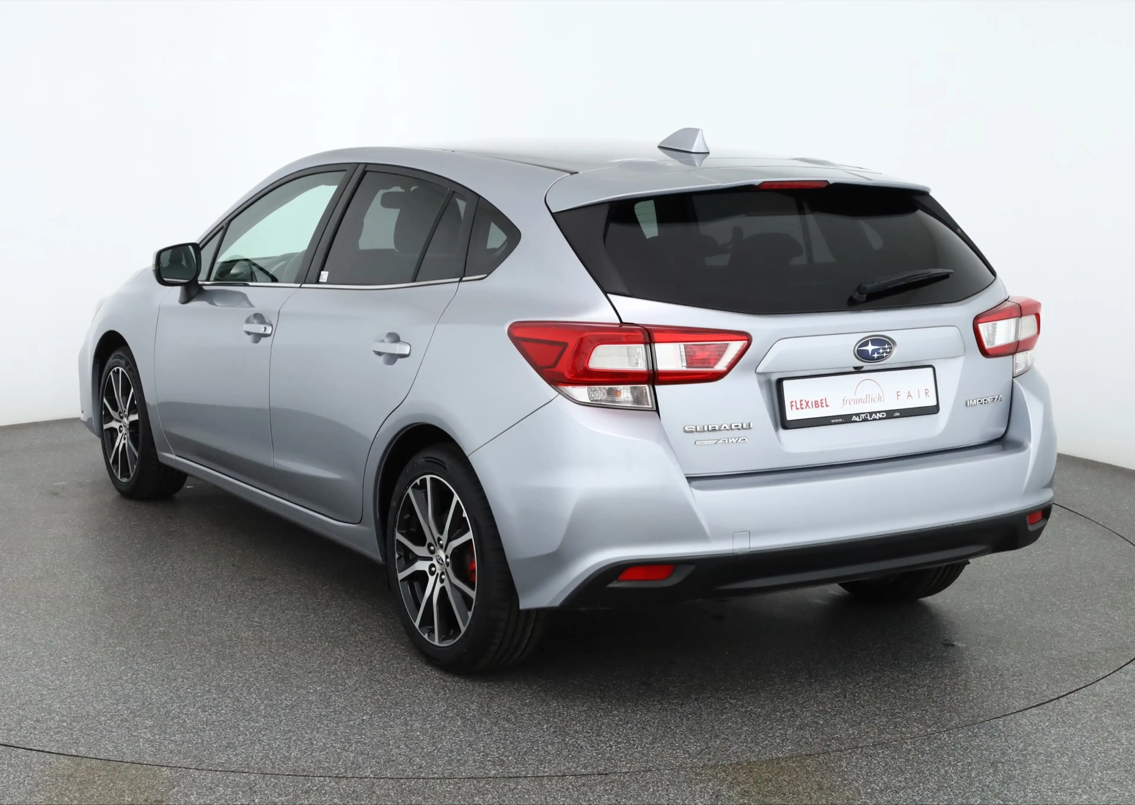 Subaru Impreza 1.6 4x4 Comfort LED ACC Kamera Tempo — photo 3