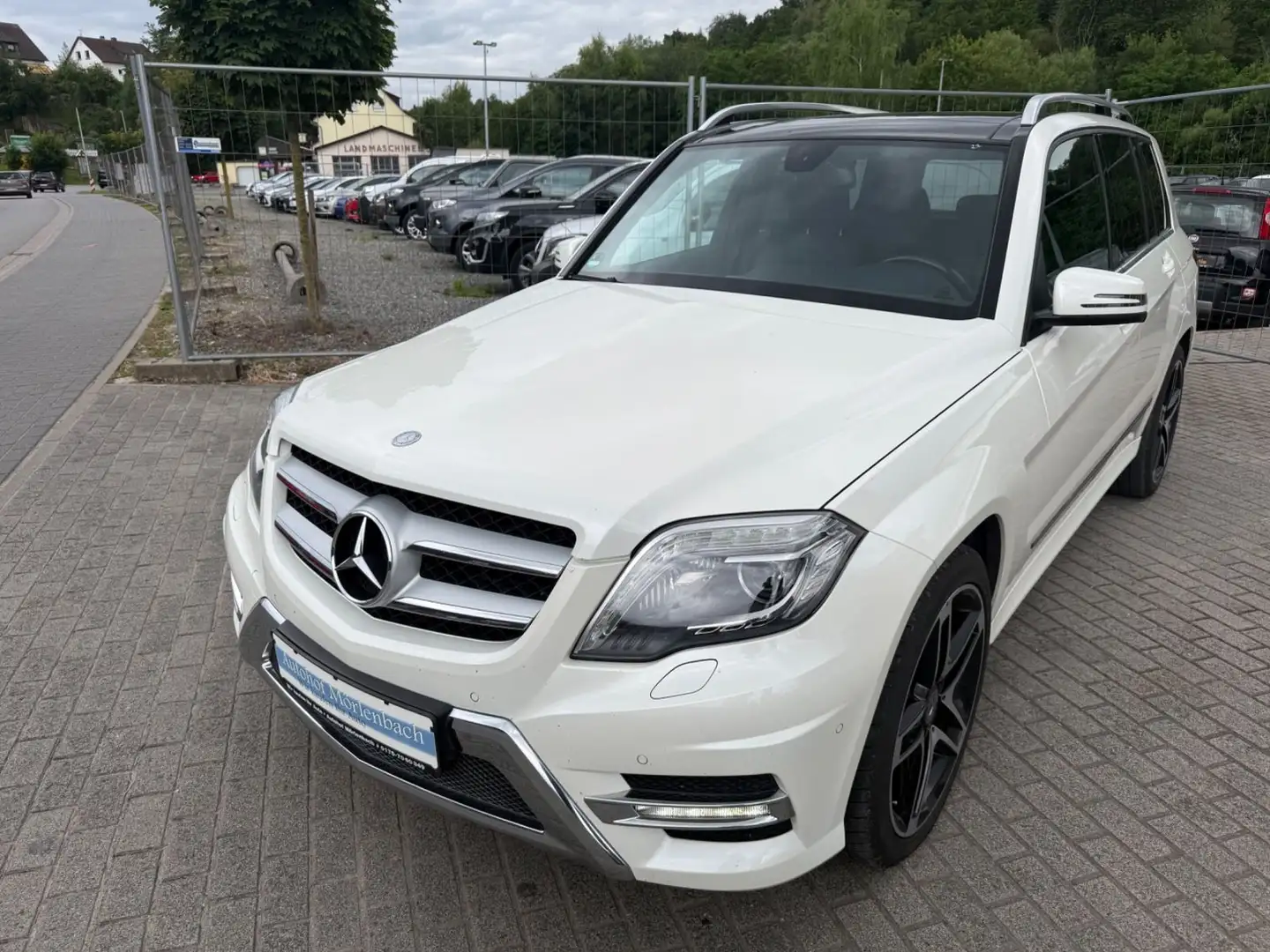 Mercedes-Benz GLK 350 AMG*paket CDI BlueEfficiency 4Matic Weiß - 1