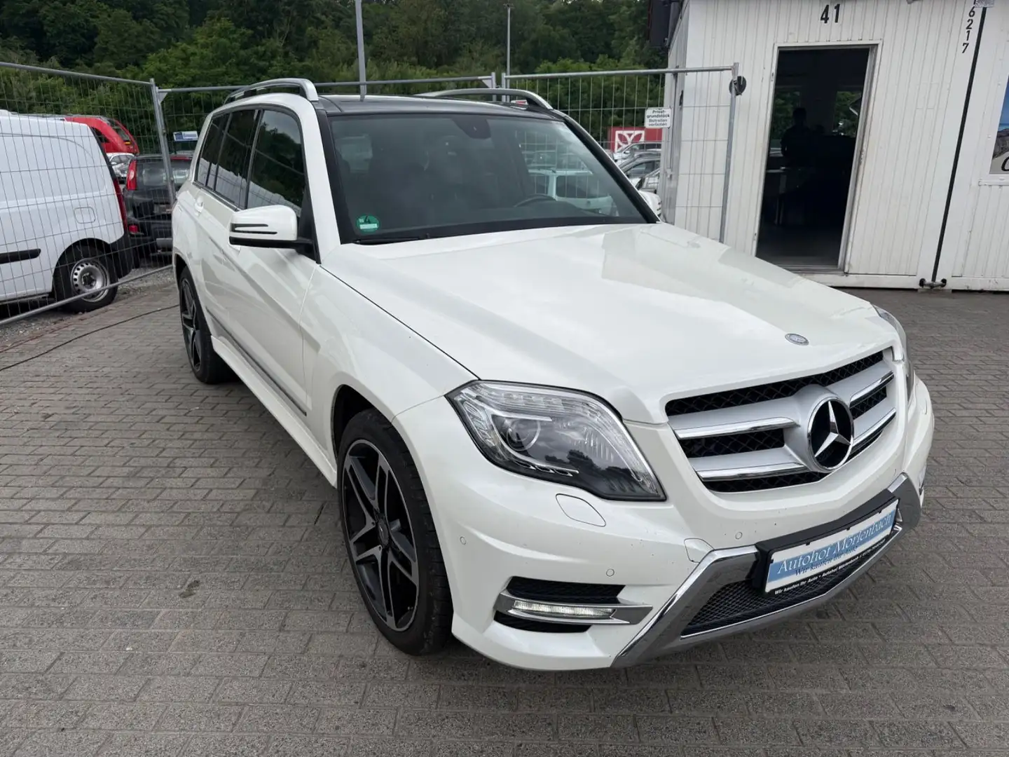 Mercedes-Benz GLK 350 AMG*paket CDI BlueEfficiency 4Matic Weiß - 2