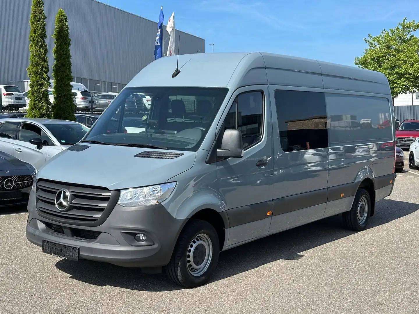 Mercedes-Benz Sprinter 317 CDI *KLIMA*RFK*AHK*7-SITZER Blau - 1