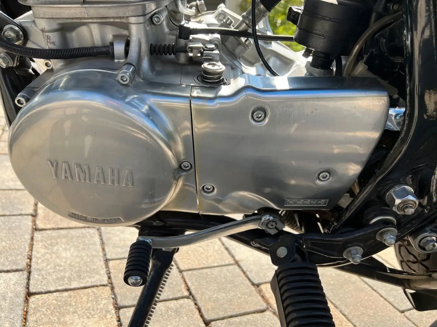 Yamaha SR 500 48T Fekete - 2