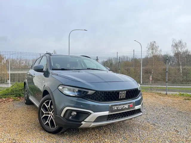 Fiat Tipo SW Cross 1.5 Hybrid BOITE-AUTO/CARPLAY/CAMERA/ACC