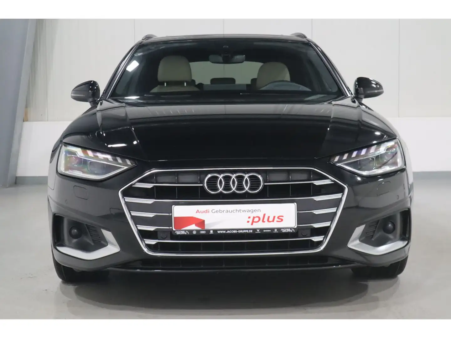 Audi A4 Avant 30 TDI advanced Matrix*Pano* Navi Schwarz - 2