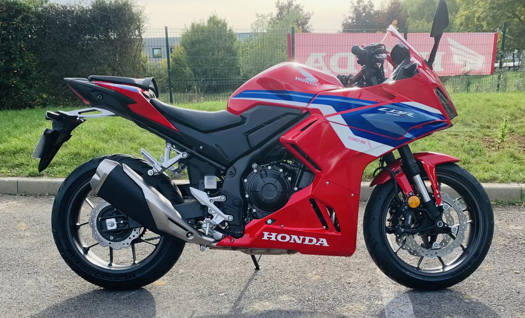 Honda CBR 500 R Rouge - 1