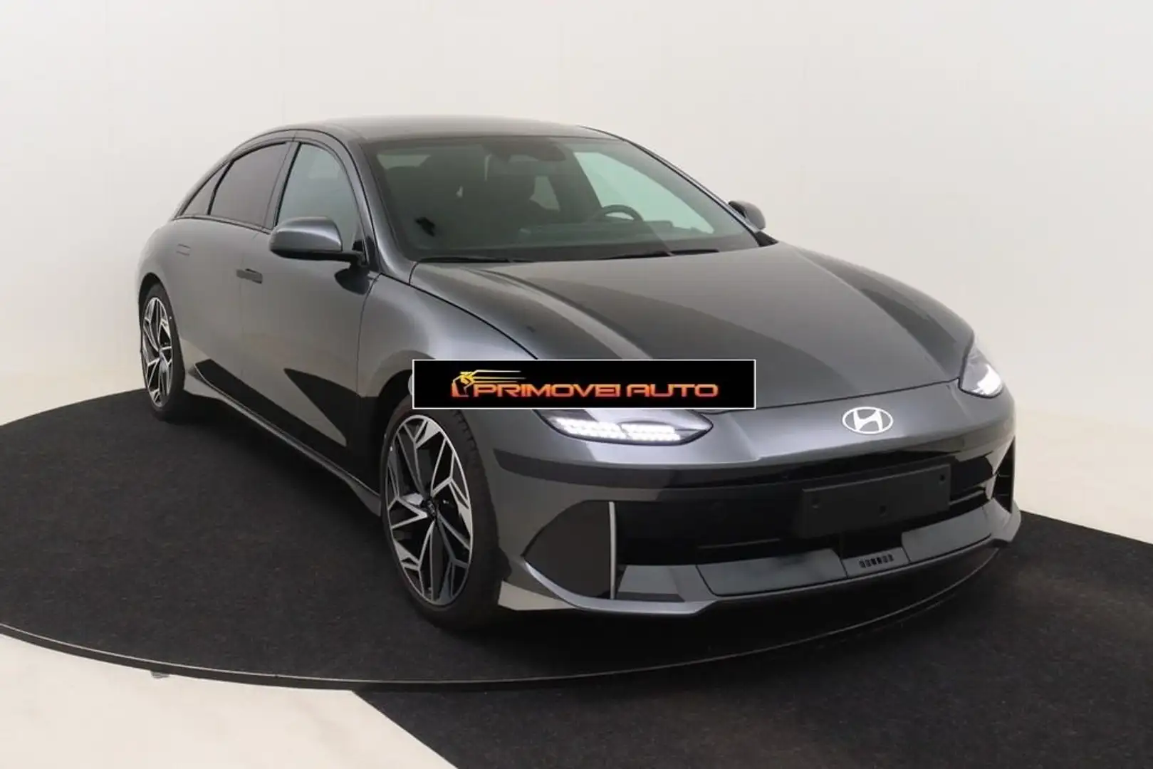 Hyundai IONIQ 6 77.4 kWh Smart Grigio - 2
